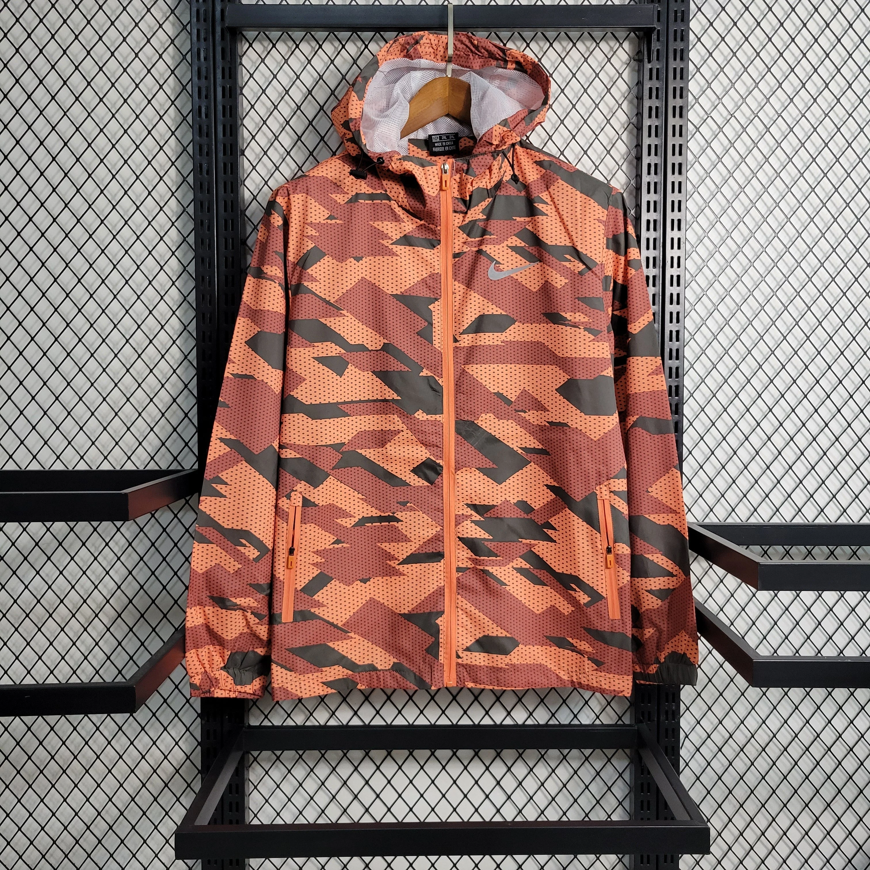 Jaqueta Corta Vento Nike Camuflada