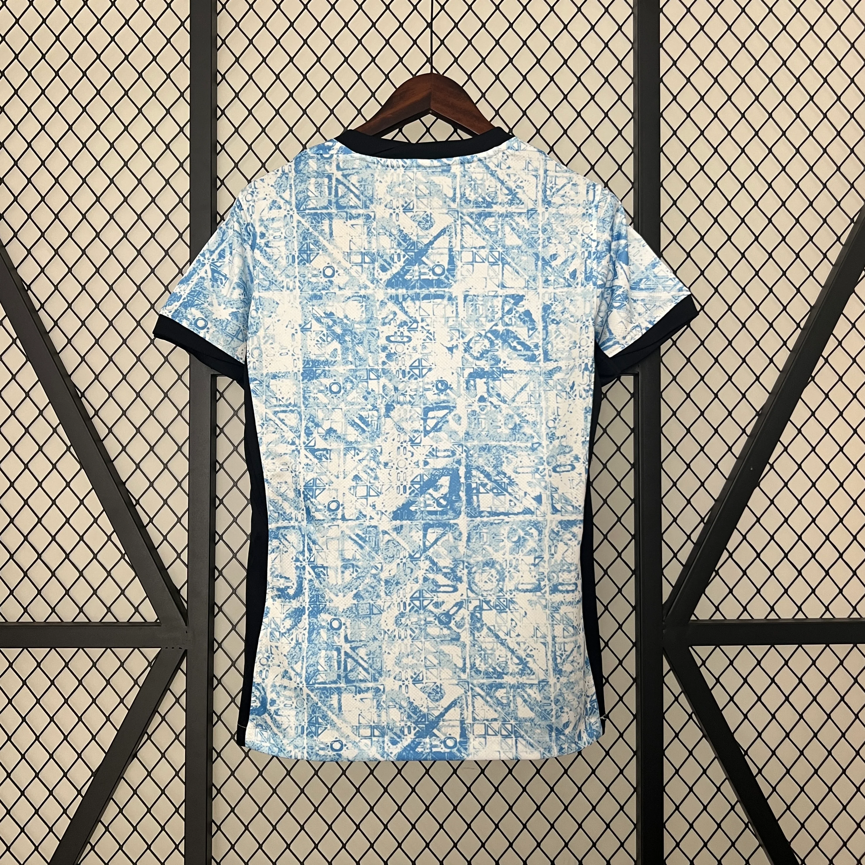 CAMISOLA FEMININA DE PORTUGAL 24/25 BRANCO