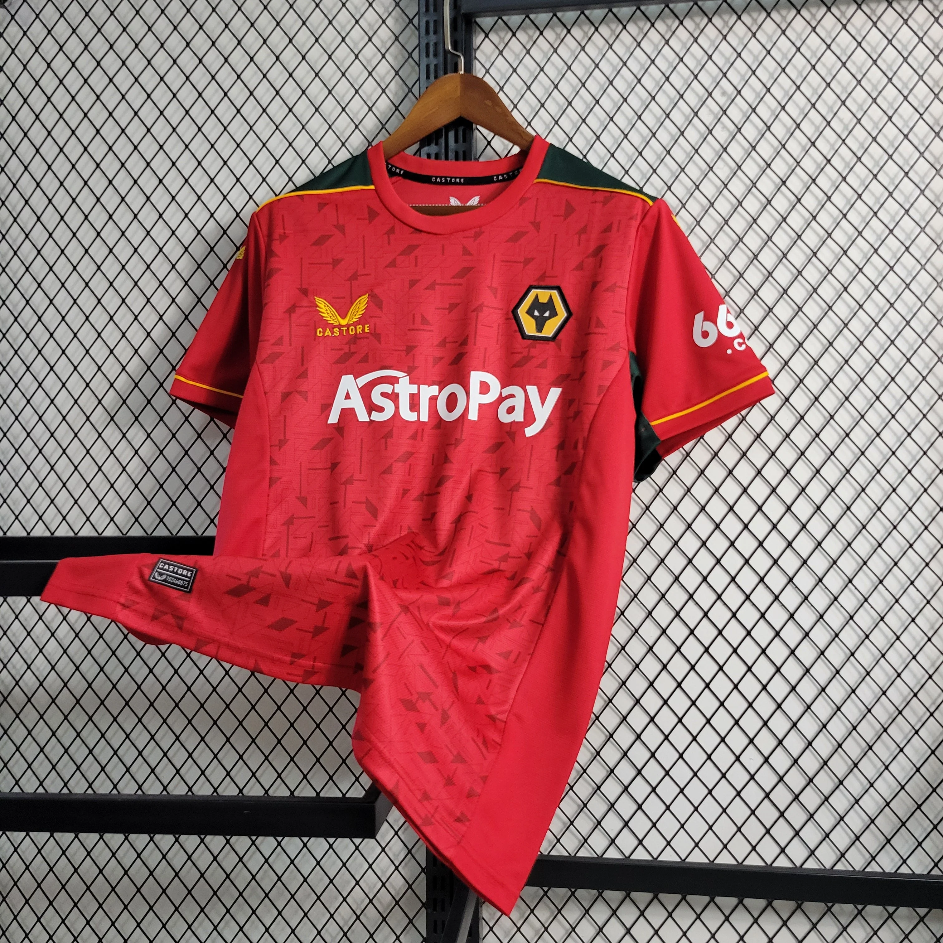 CAMISOLA DO WOLVES 24/25 VERMELHO