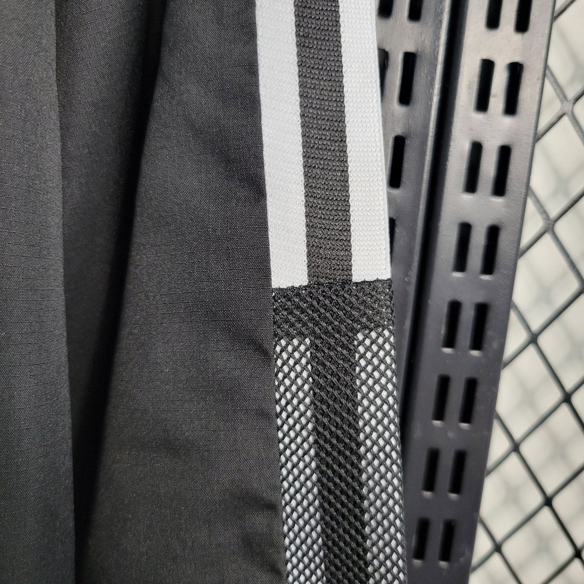 Jaqueta Corta Vento Real Madrid