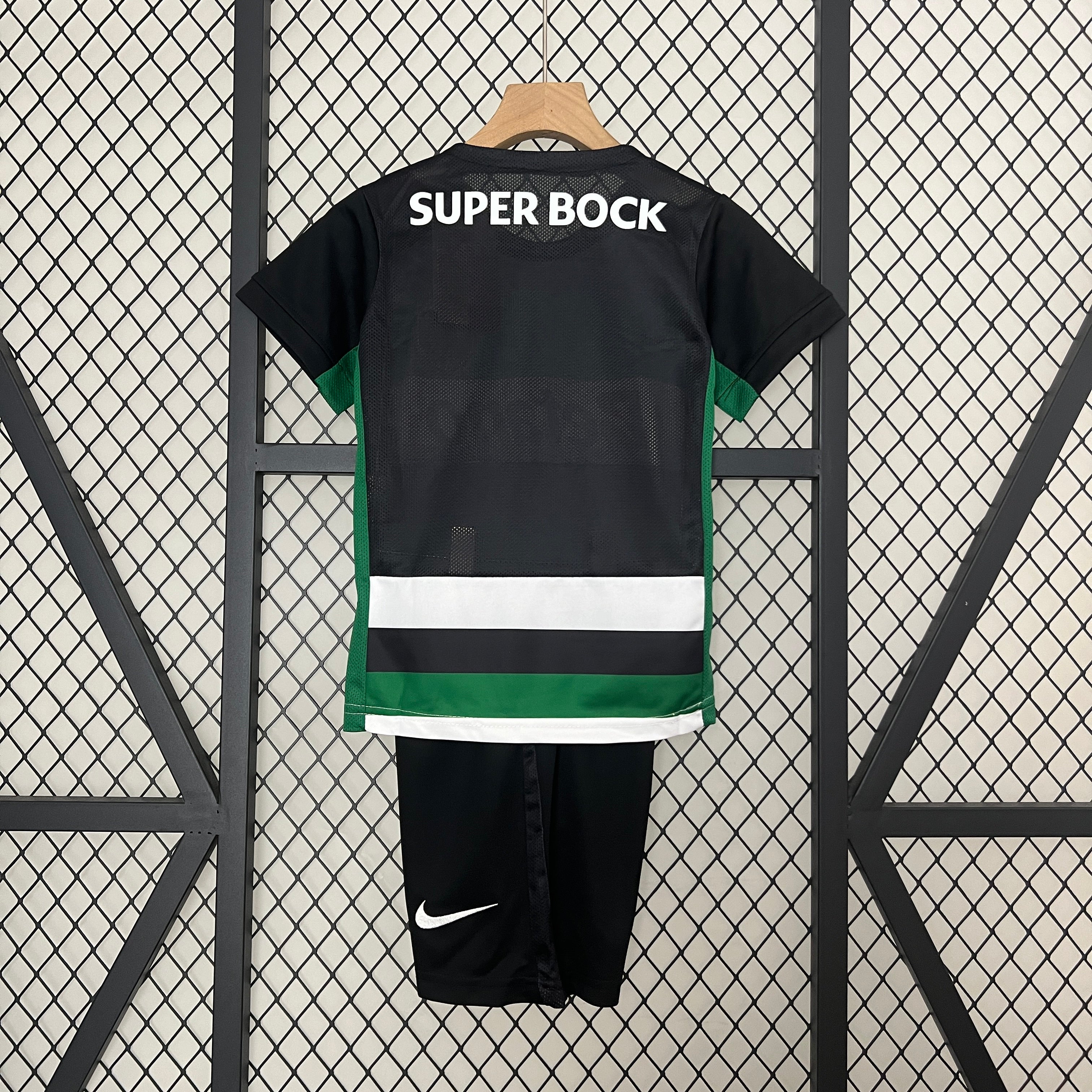 KIT INFANTIL DO SPORTING 24/25 PRINCIPAL
