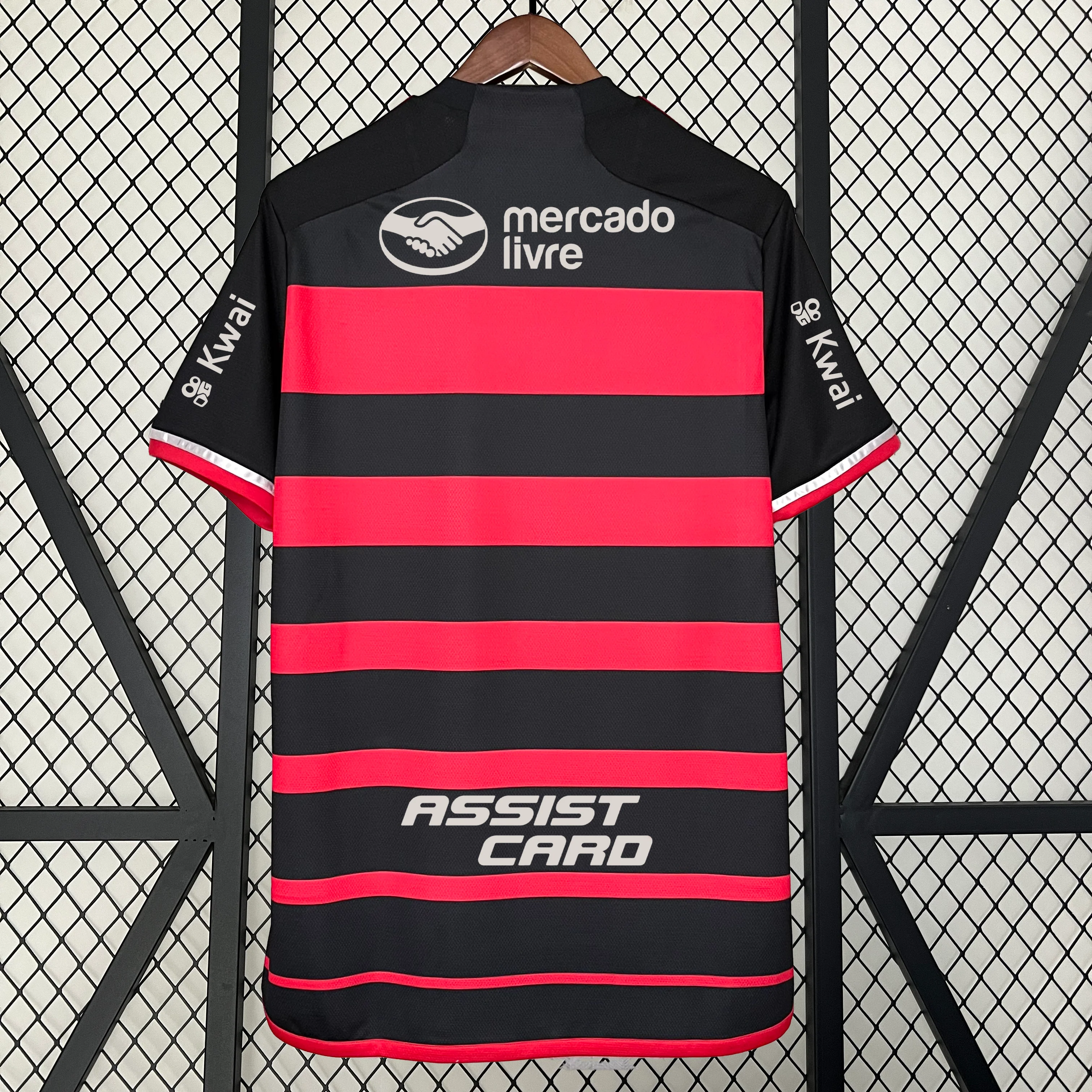 CAMISOLA DO FLAMENGO 24/25 VERMELHO E PRETO