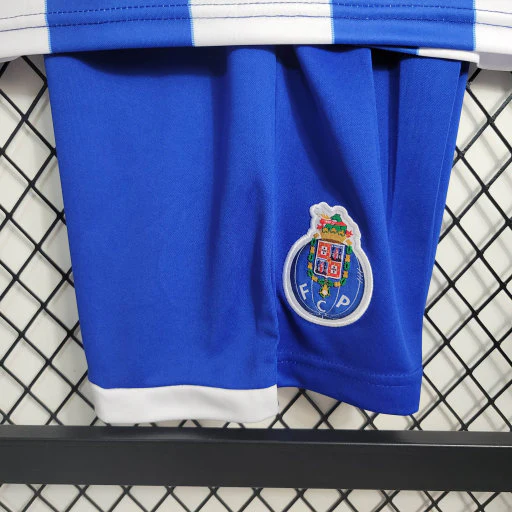 KIT INFANTIL DO PORTO 23/24 PRINCIPAL