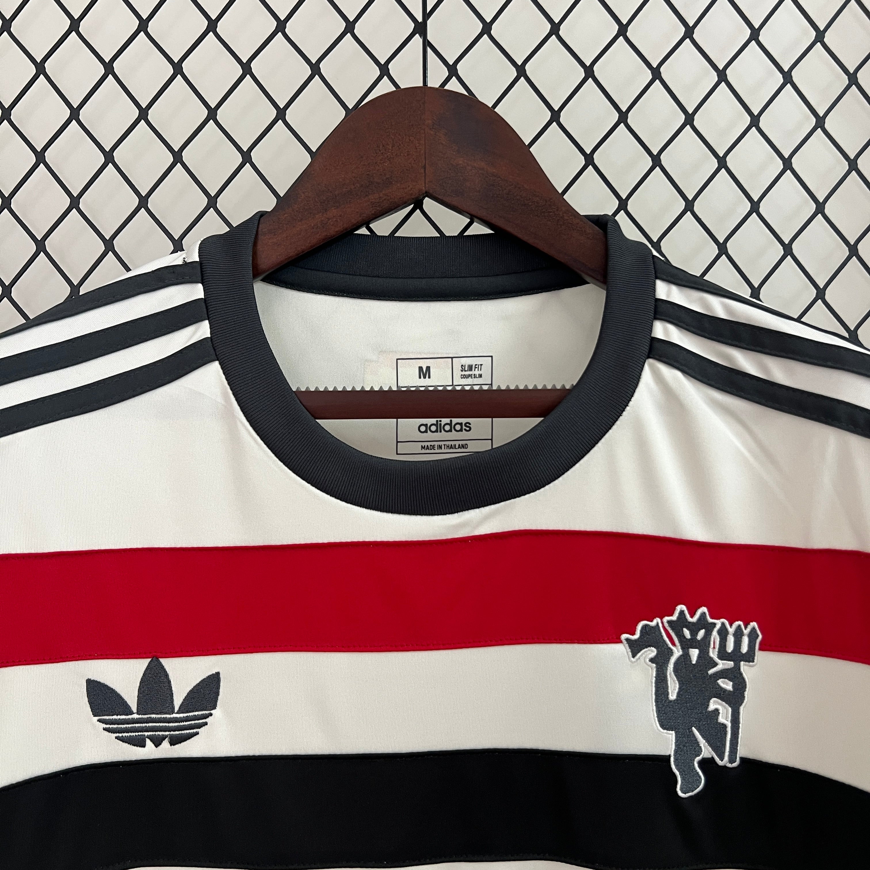 CAMISA DO MANCHESTER UNITED 24/25 TERCEIRO EQUIPAMENTO