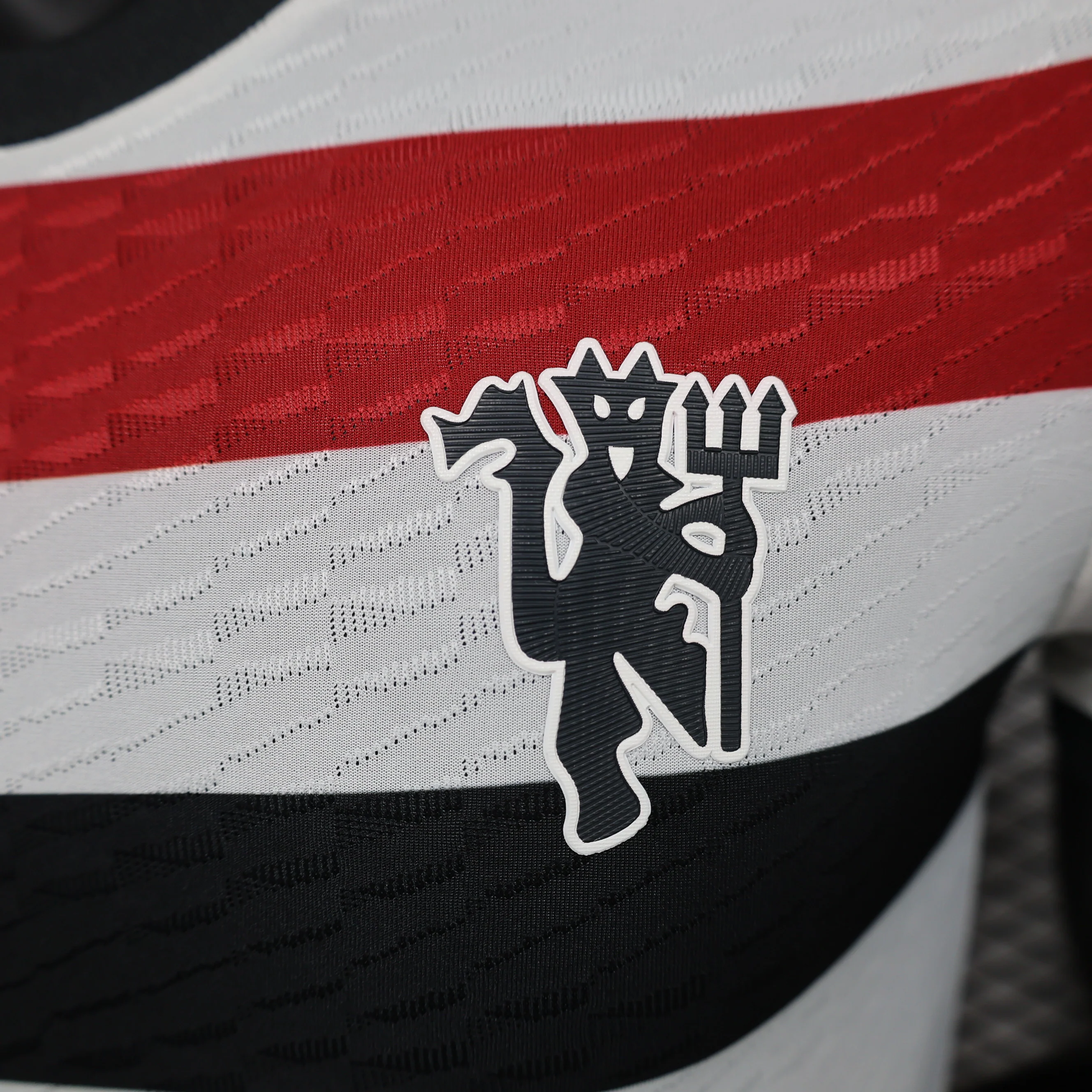 CAMISA VERSO PLAYER MANCHESTER UNITED 24/25 TERCEIRO EQUIPAMENTO