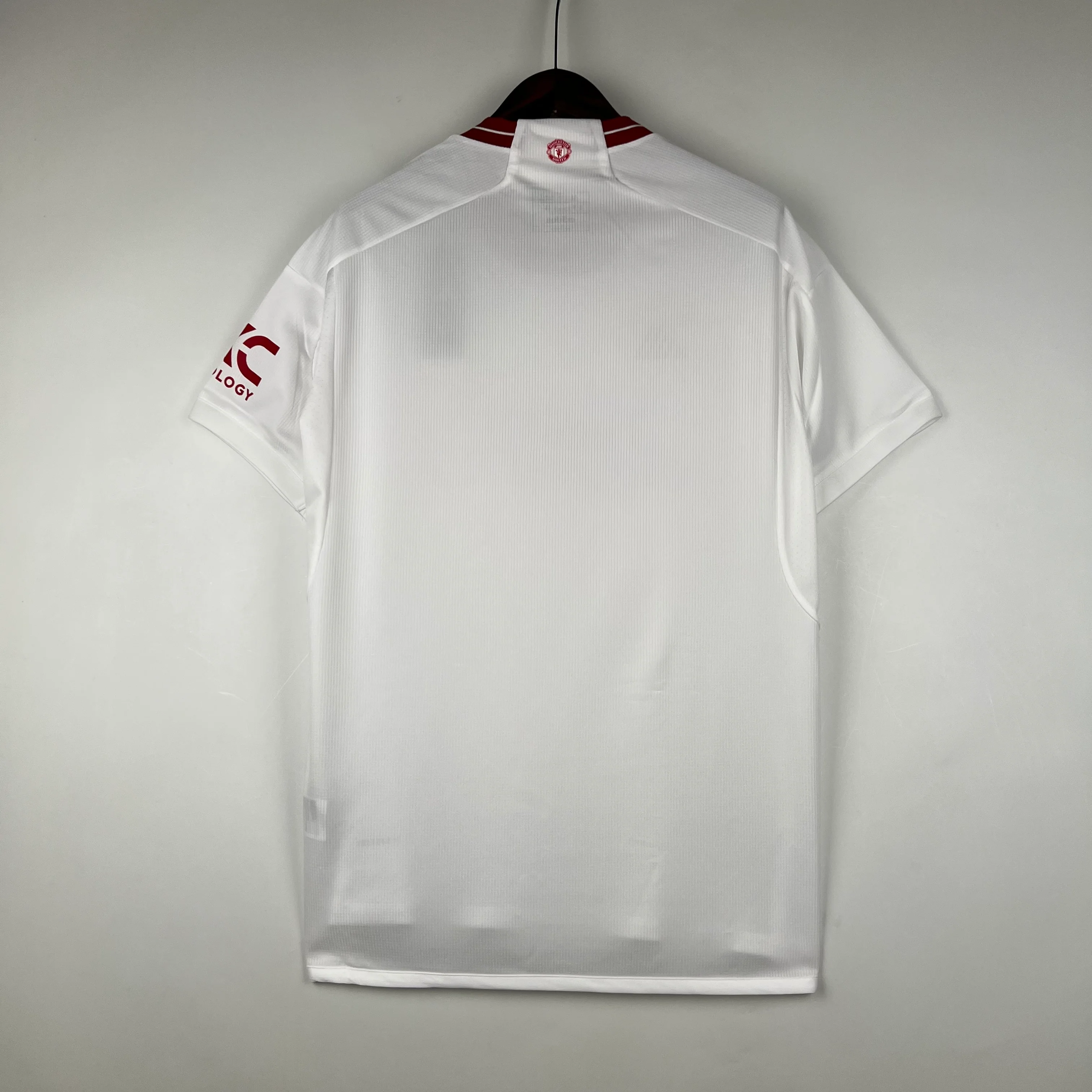 CAMISA DO MANCHESTER UNITED 23/24 TERCEIRO EQUIPAMENTO