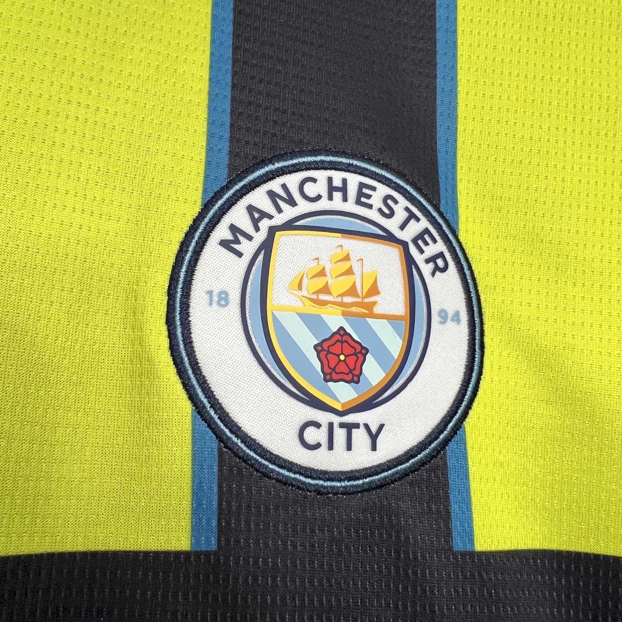 CAMISA DO MANCHESTER CITY 24/25 ALTERNATIVA