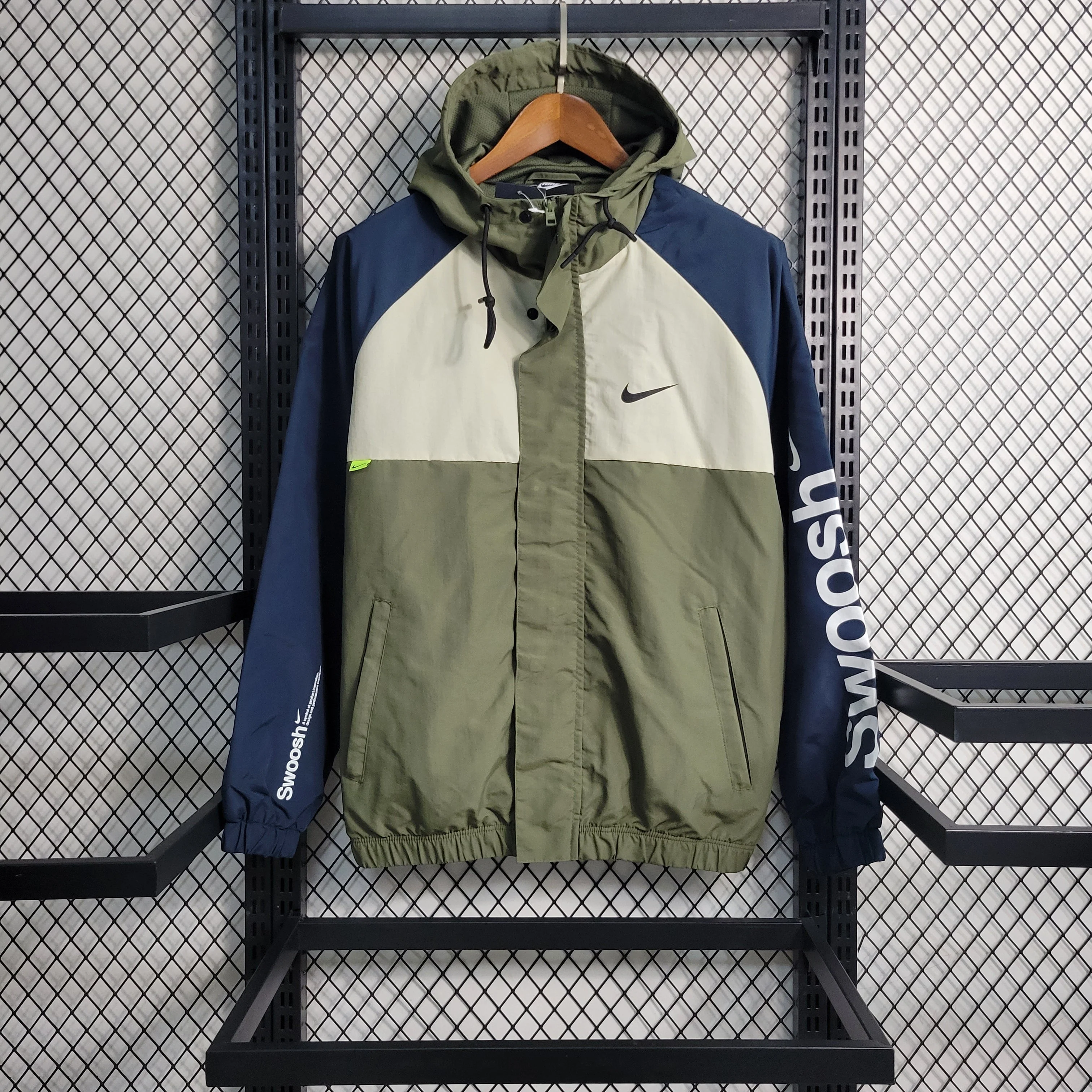 Jaqueta Corta Vento Nike  Verde
