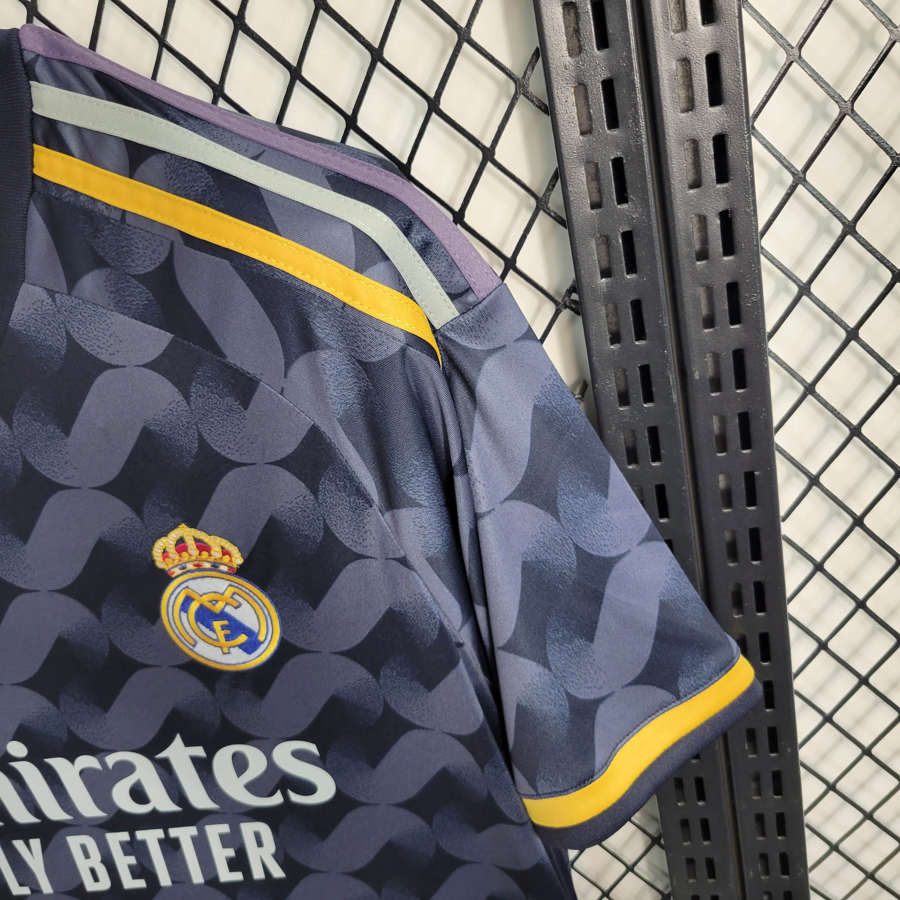CAMISOLA REAL MADRID 23/24 ALTERNATIVA
