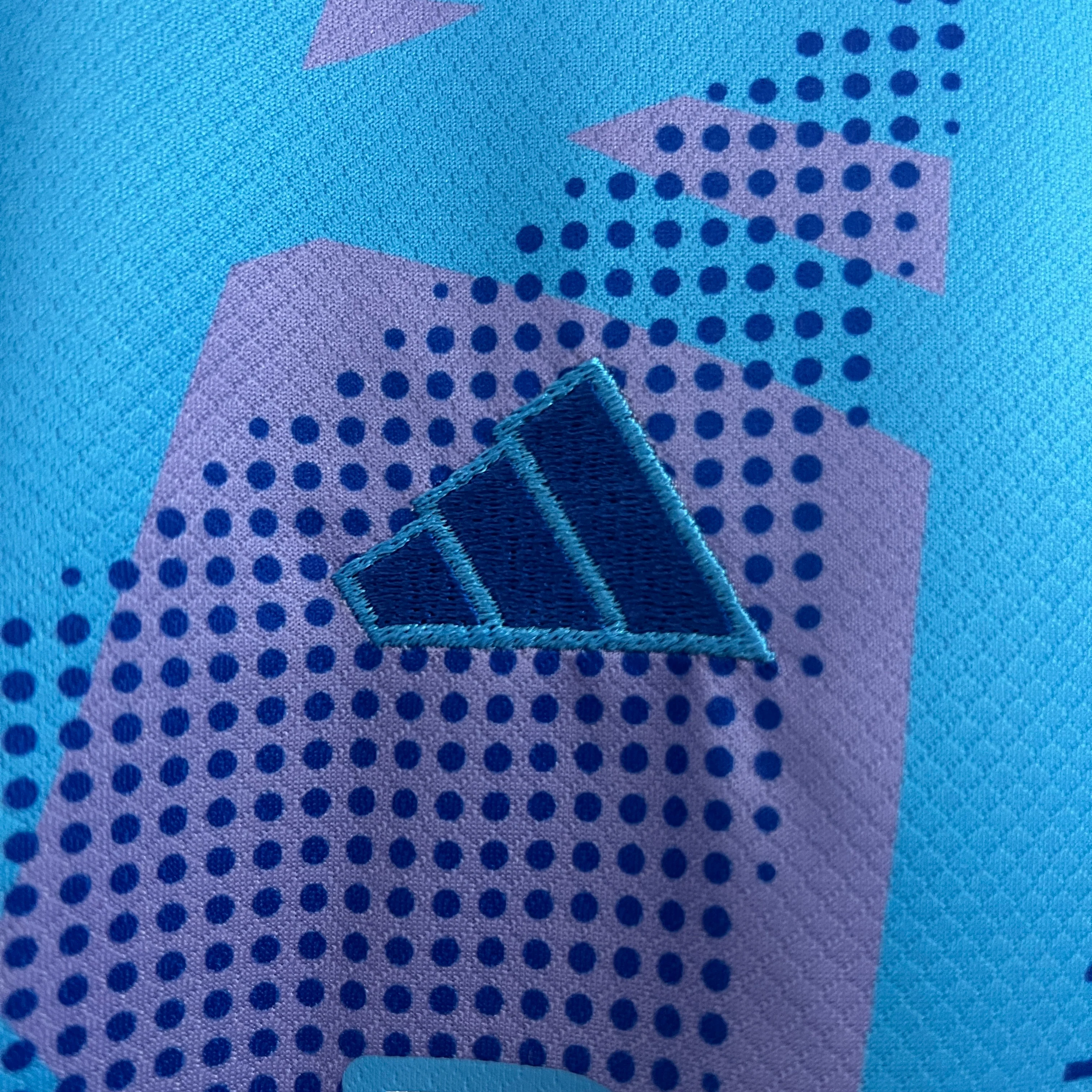 KIT INFANTIL DO REAL MADRID 24/25 GOLEIRO