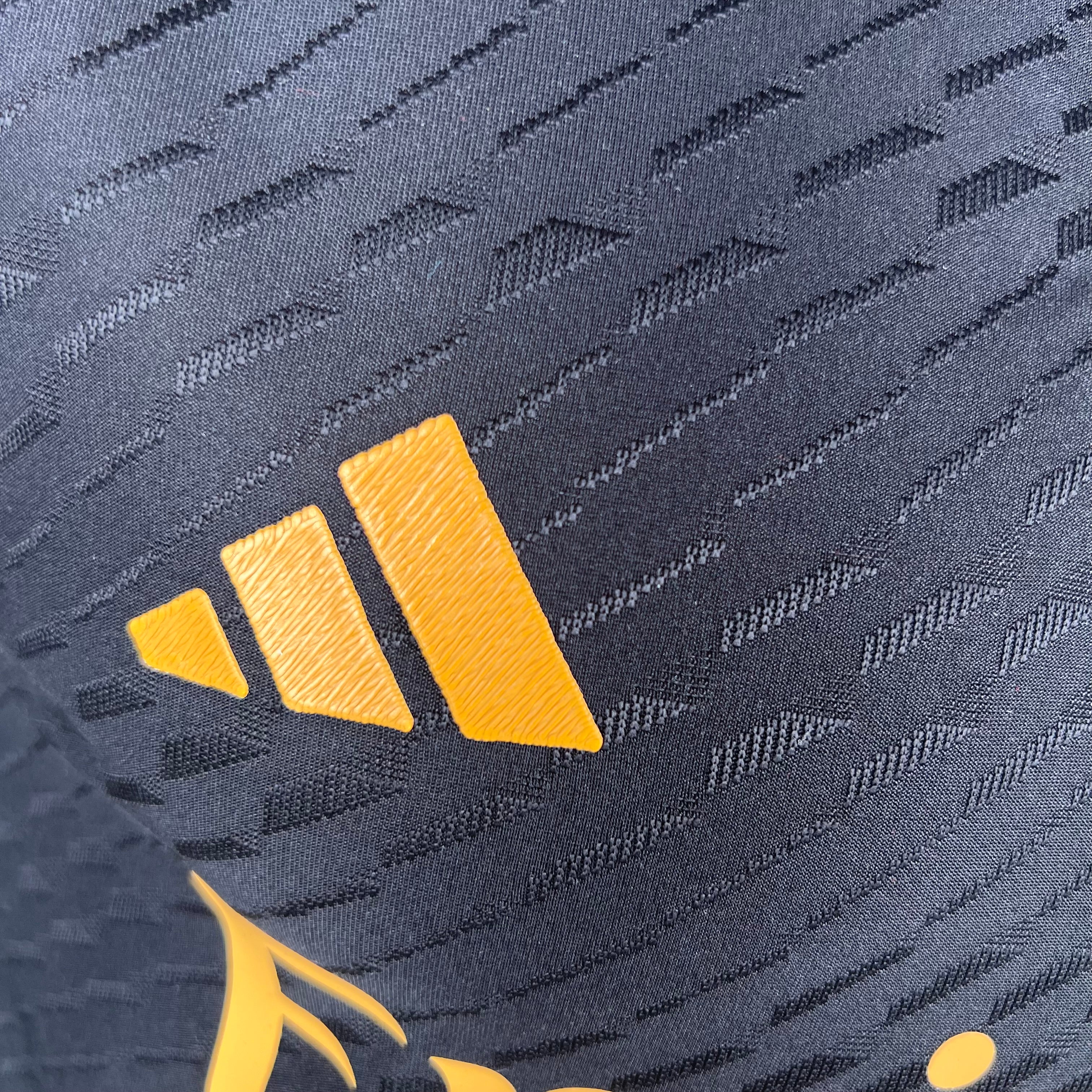 CAMISOLA VERSO PLAYER REAL MADRID 23/24 TERCEIRO EQUIPAMENTO