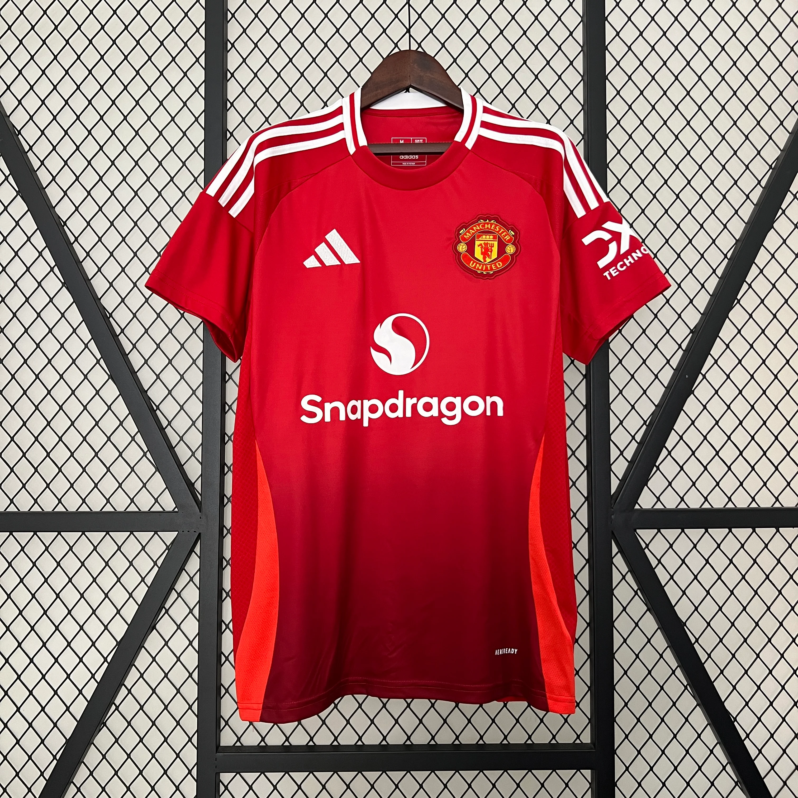 CAMISA DO MANCHESTER UNITED 24/25 PRINCIPAL