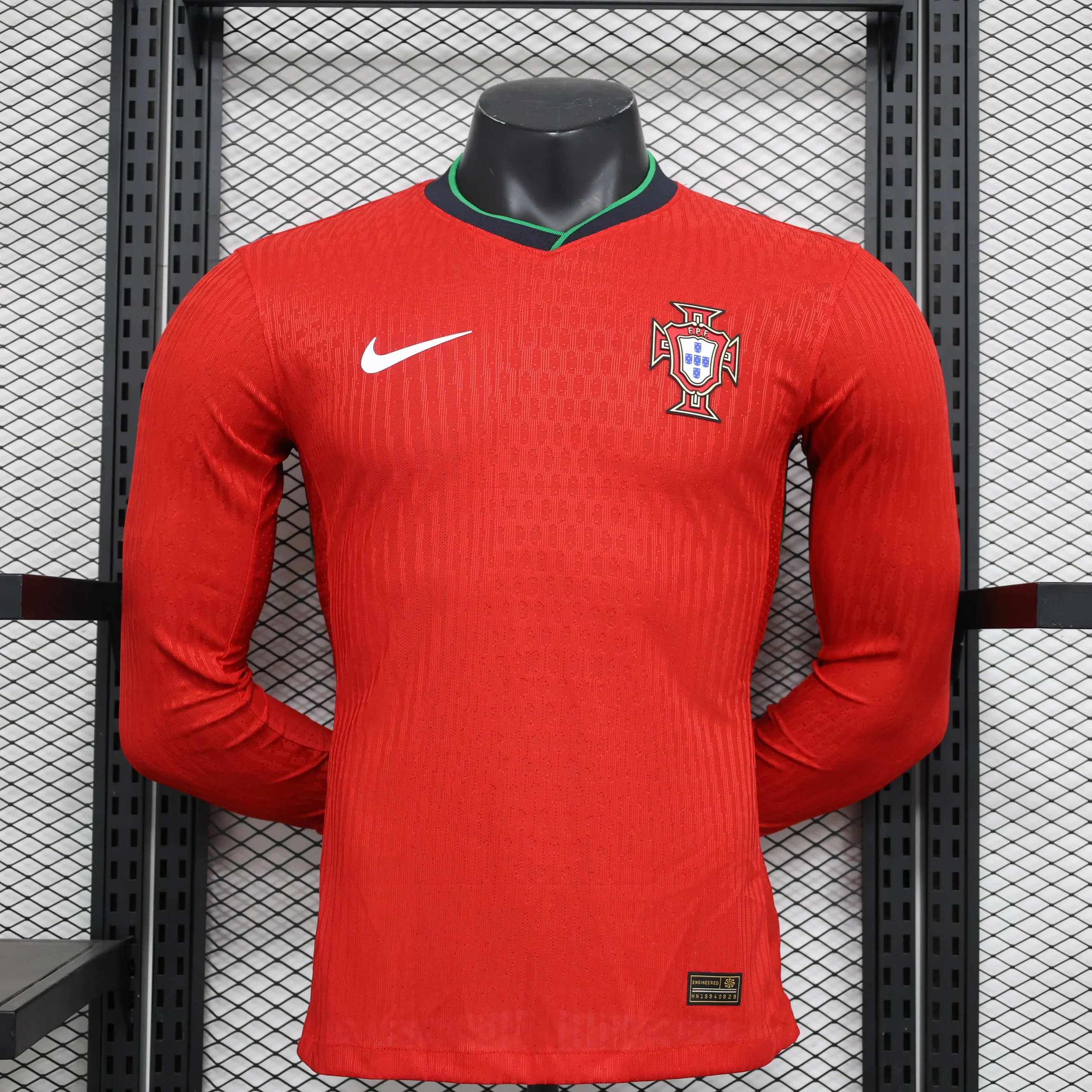 CAMISOLA MANGA LONGA DE PORTUGAL 24/25 VERMELHO - VERSO PLAYER