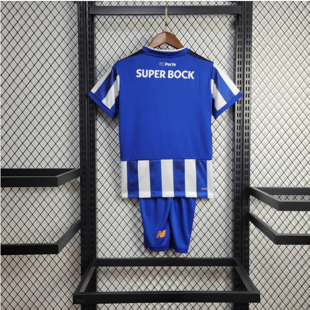 KIT INFANTIL DO PORTO 24/25 PRINCIPAL