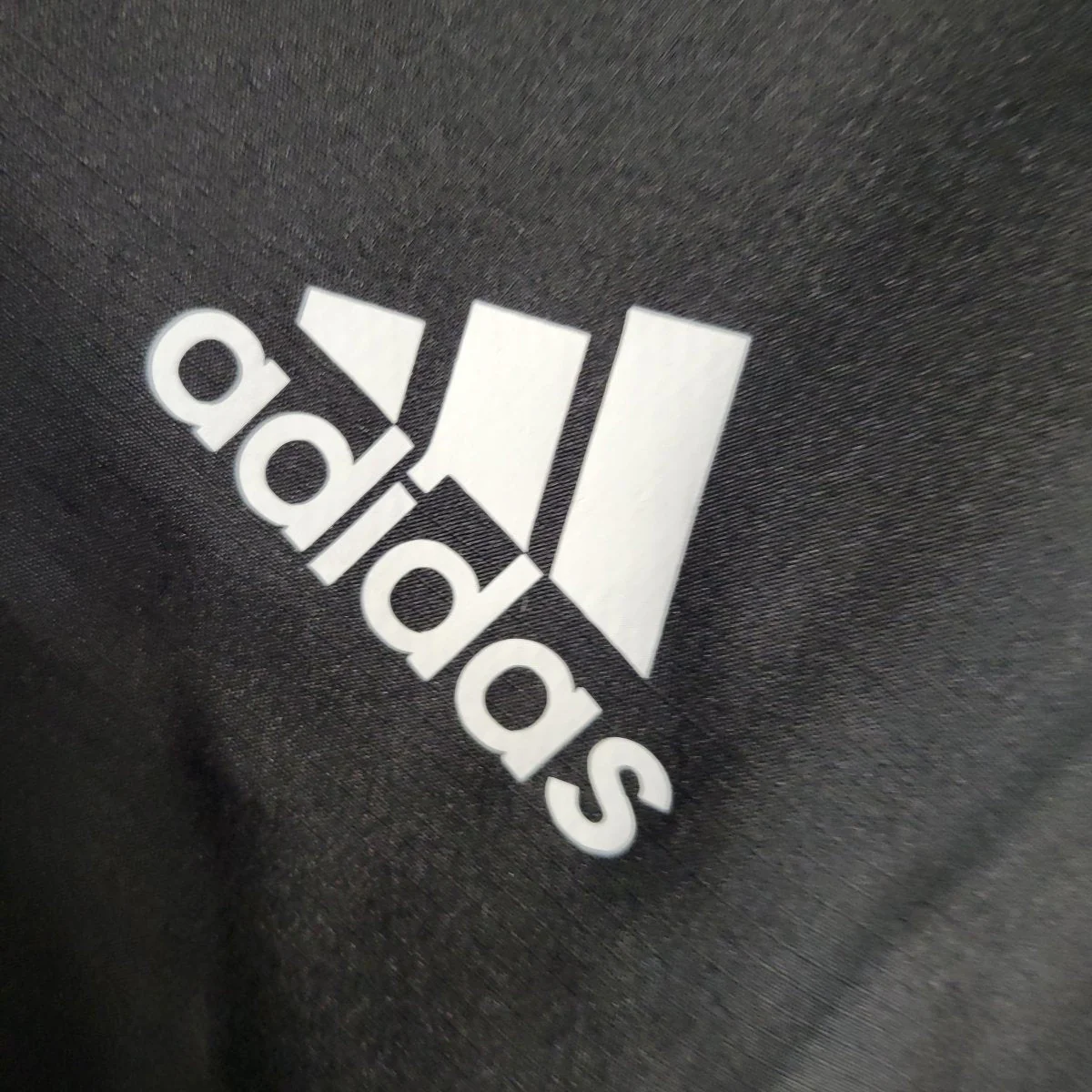 Jaqueta Corta Vento Real Madrid