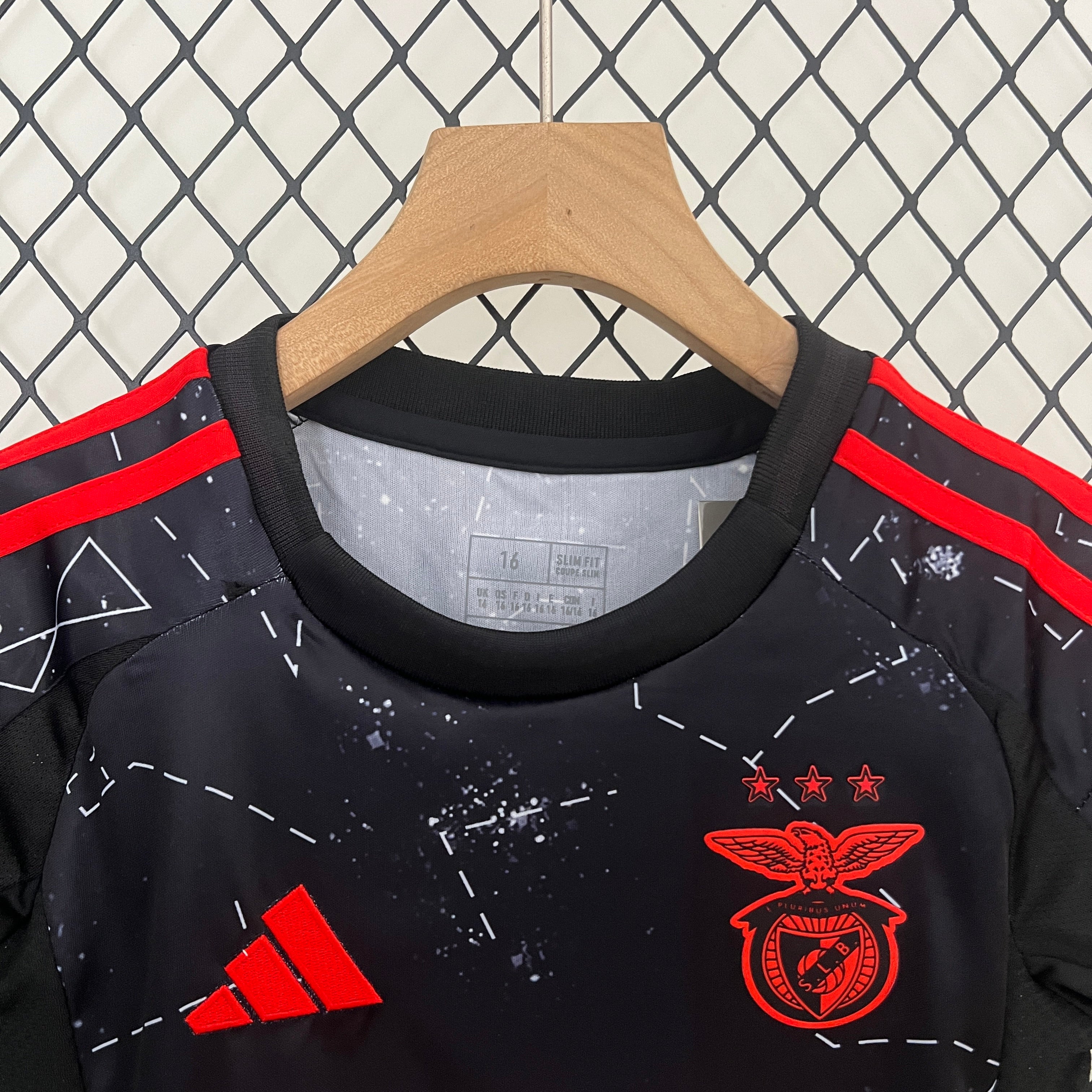 KIT INFANTIL DO BENFICA 24/25 ALTERNATIVO