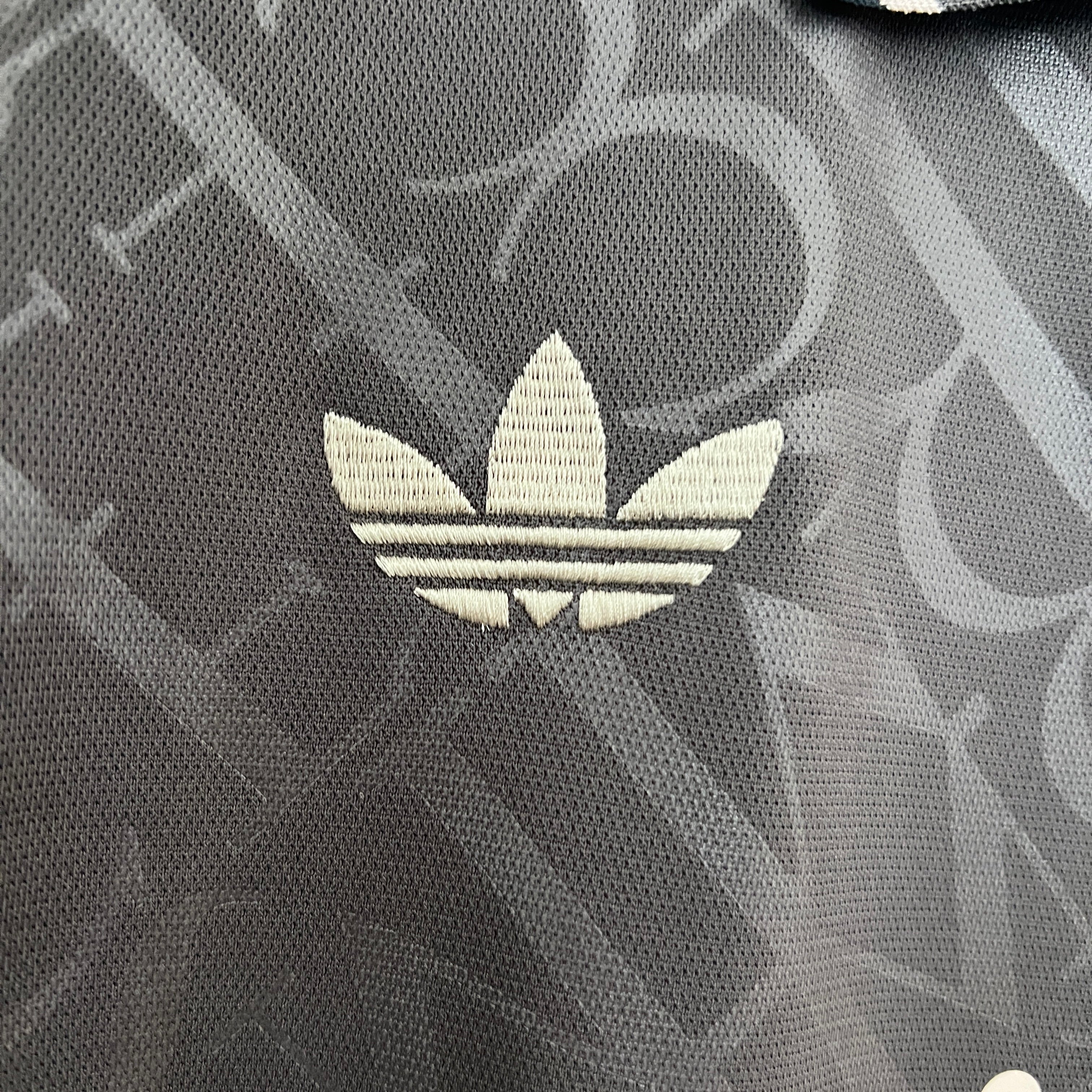 CAMISOLA REAL MADRID 24/25 TERCEIRO EQUIPAMENTO