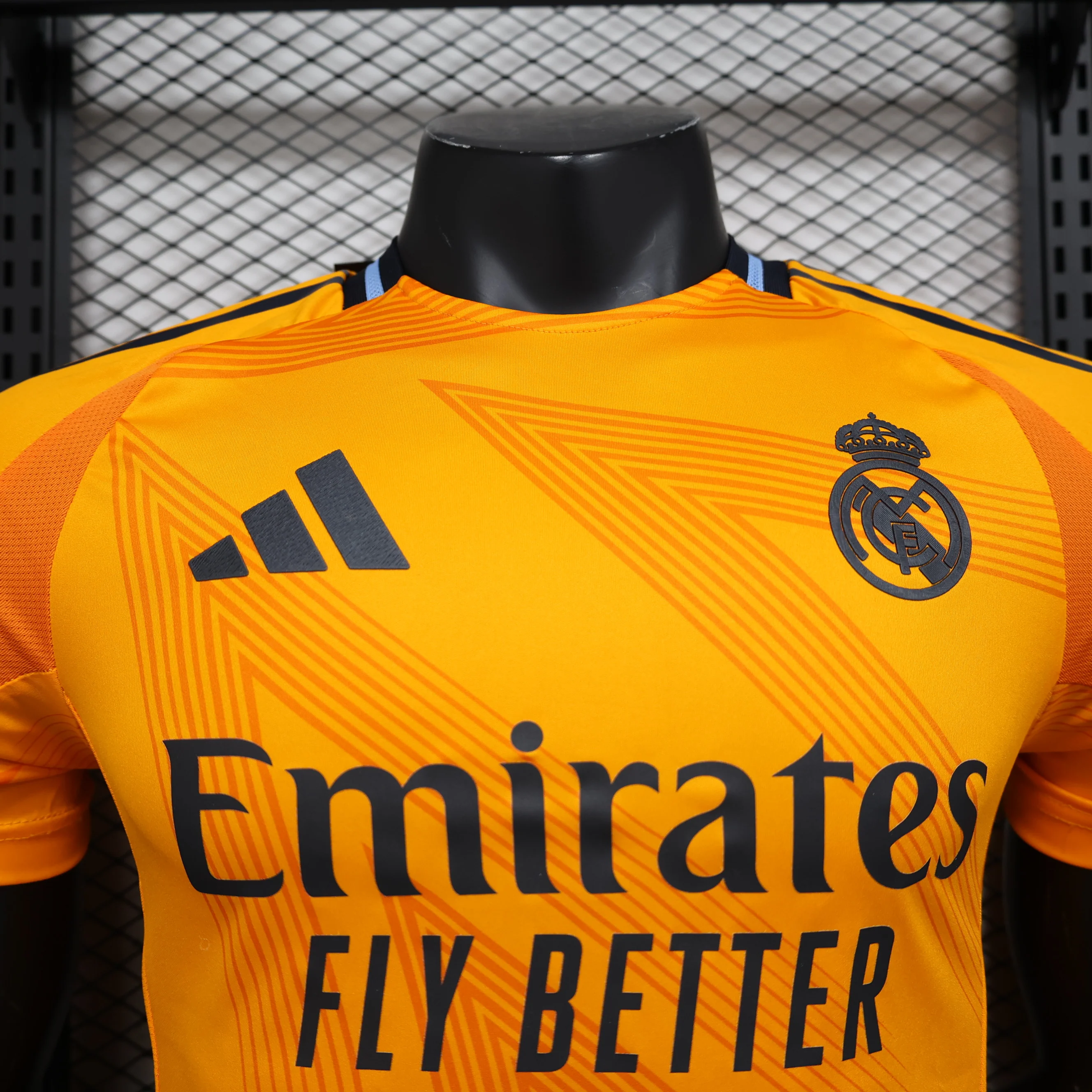 CAMISOLA VERSO PLAYER REAL MADRID 24/25 ALTERNATIVA