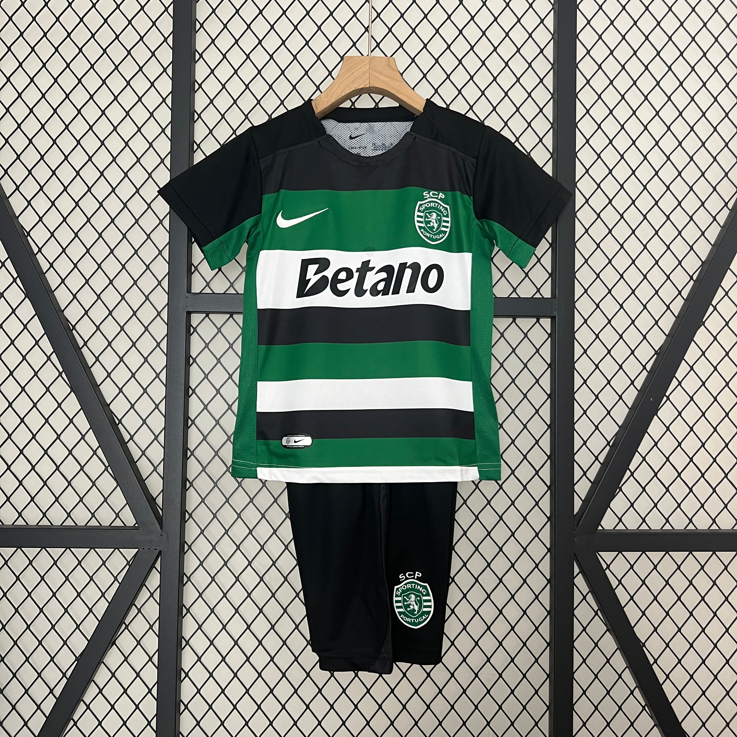 KIT INFANTIL DO SPORTING 24/25 PRINCIPAL