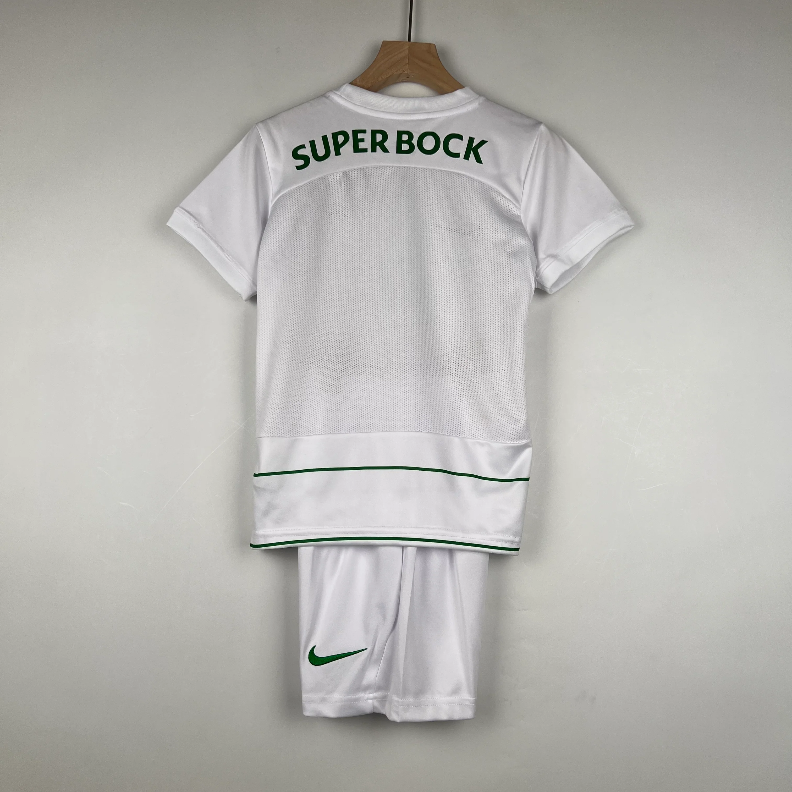 KIT INFANTIL DO SPORTING 23/24 ALTERNATIVA