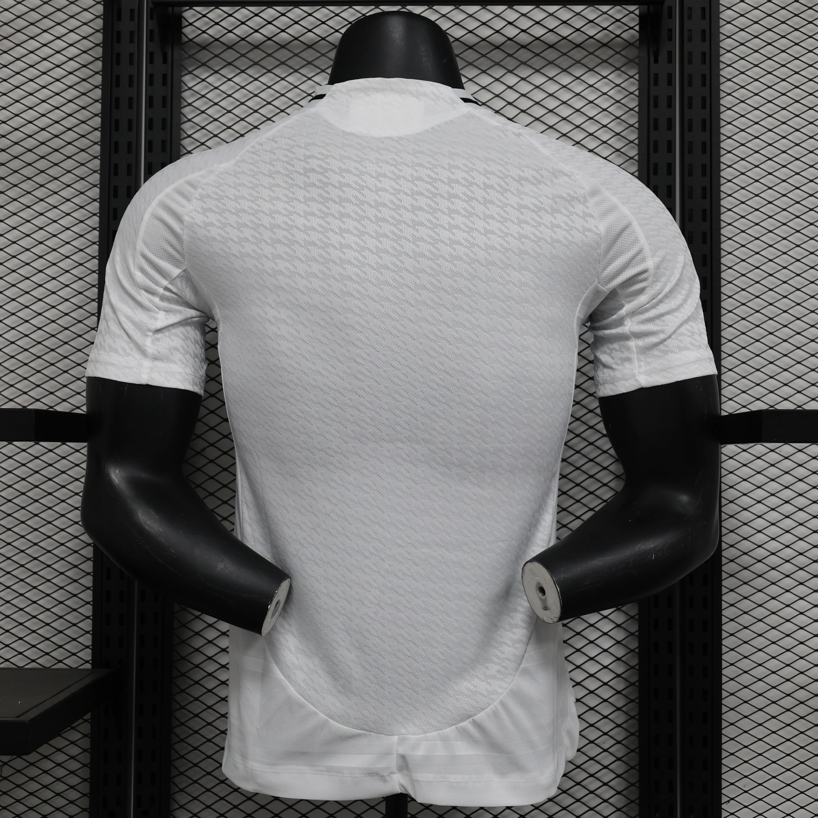 CAMISOLA VERSO PLAYER REAL MADRID 24/25 PRINCIPAL