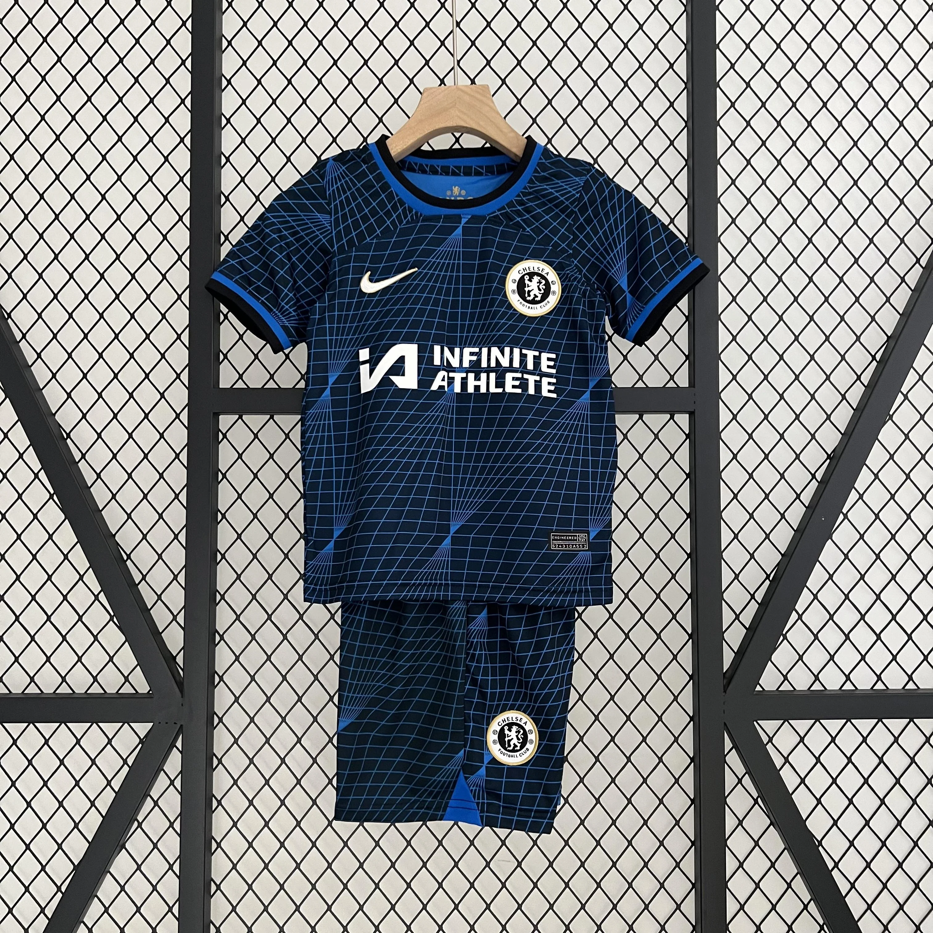 KIT INFANTIL DO CHELSEA 23/24 ALTERNATIVA