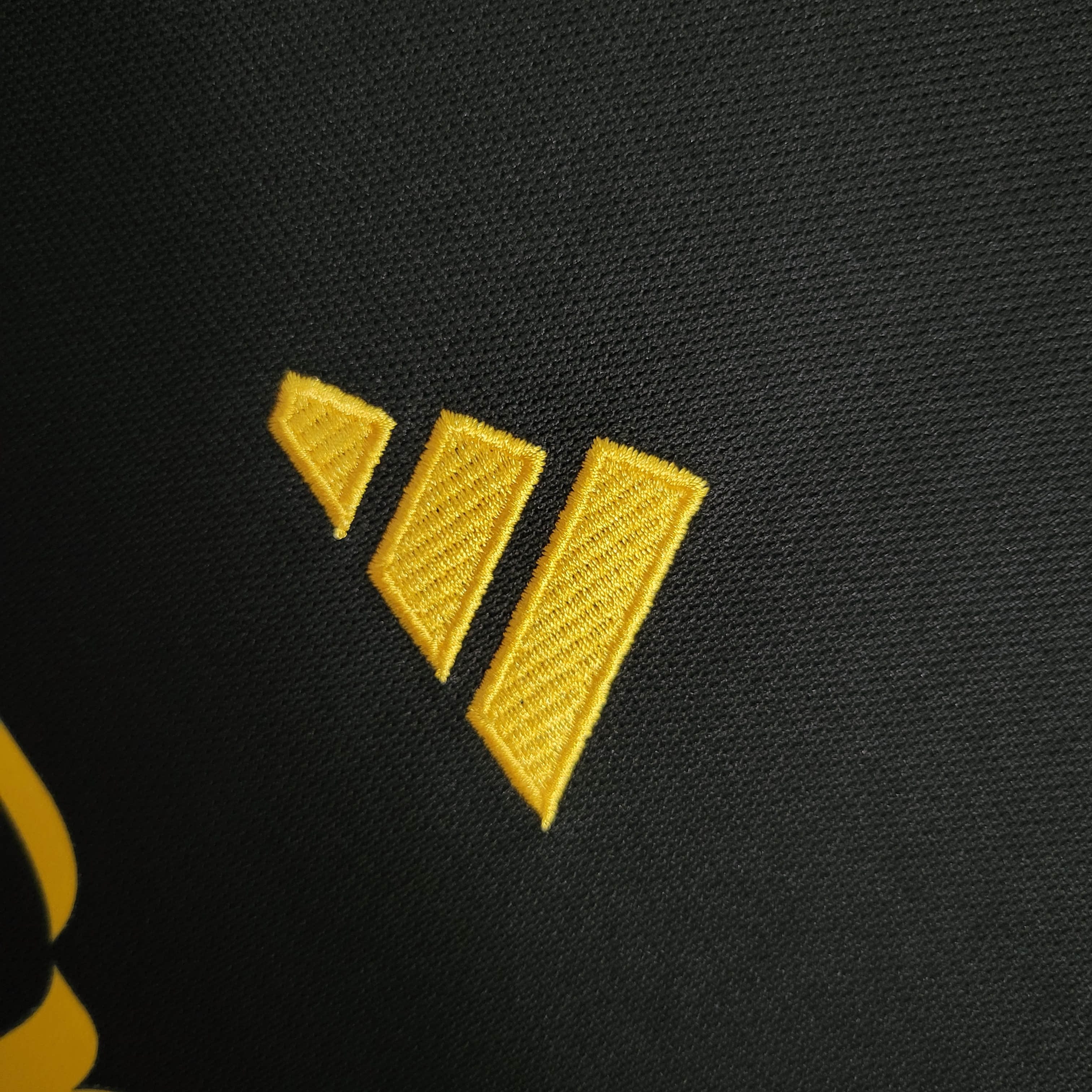 CAMISOLA REAL MADRID 23/24 TERCEIRO EQUIPAMENTO