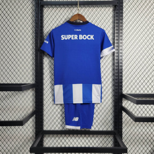 KIT INFANTIL DO PORTO 23/24 PRINCIPAL