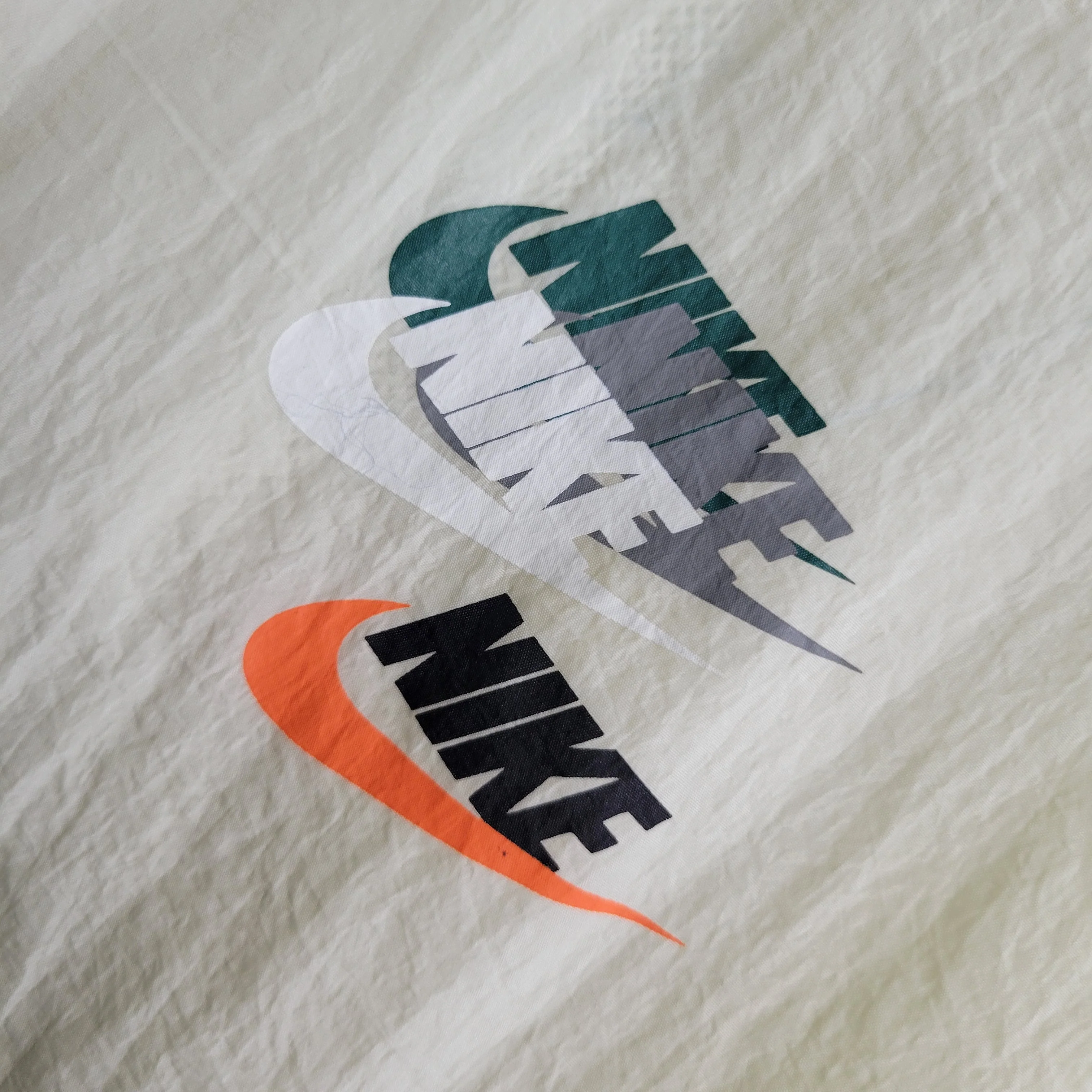 Jaqueta Corta Vento Nike  - Bege e Azul