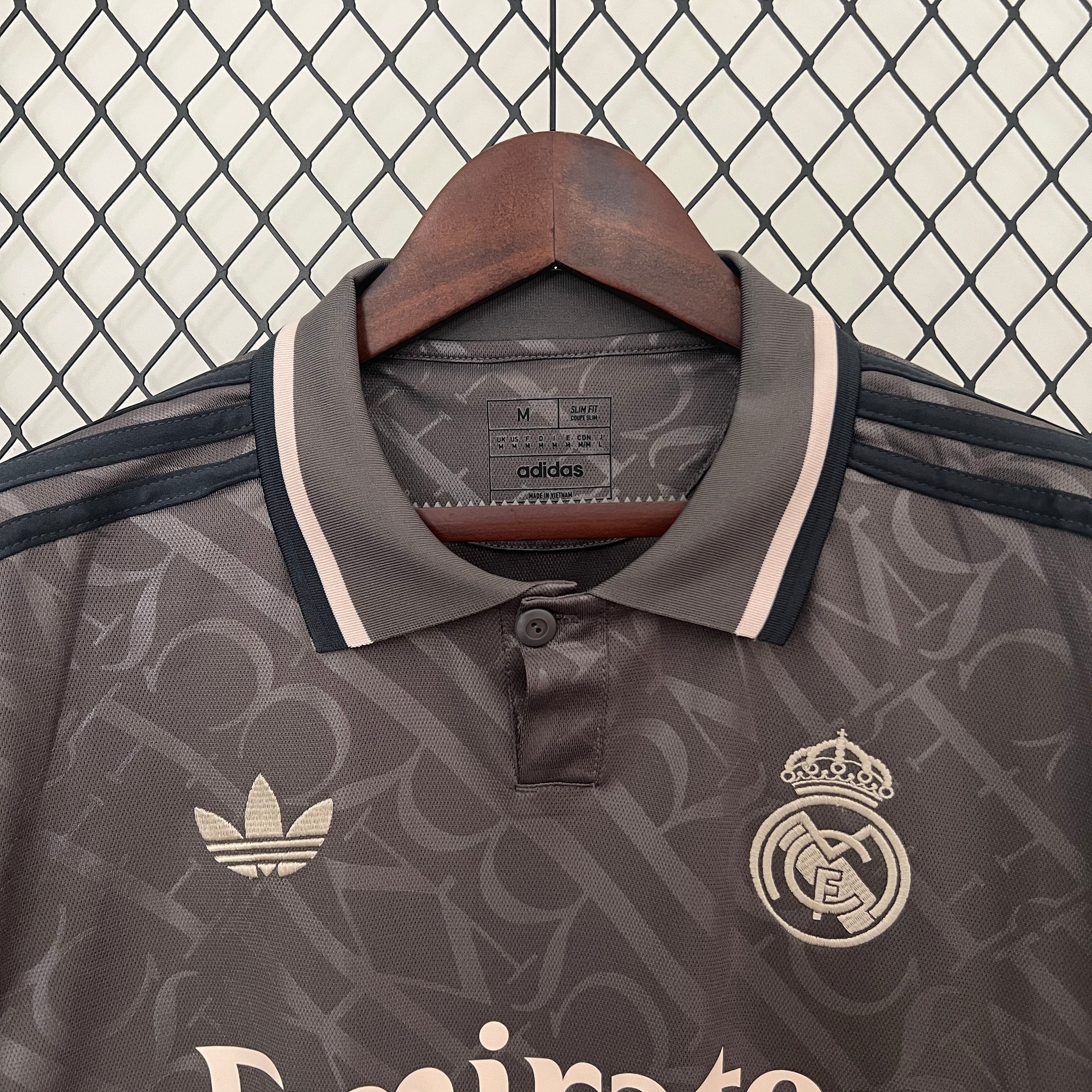 CAMISOLA REAL MADRID 24/25 TERCEIRO EQUIPAMENTO