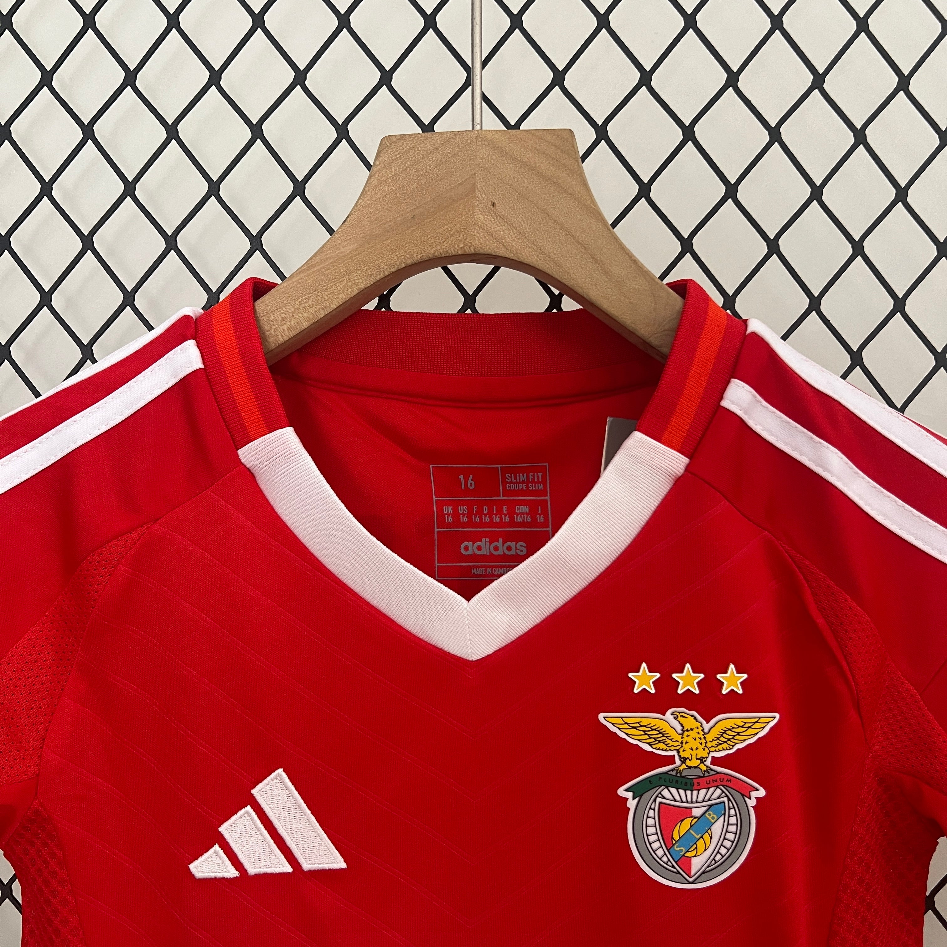 KIT INFANTIL DO BENFICA 24/25 PRINCIPAL