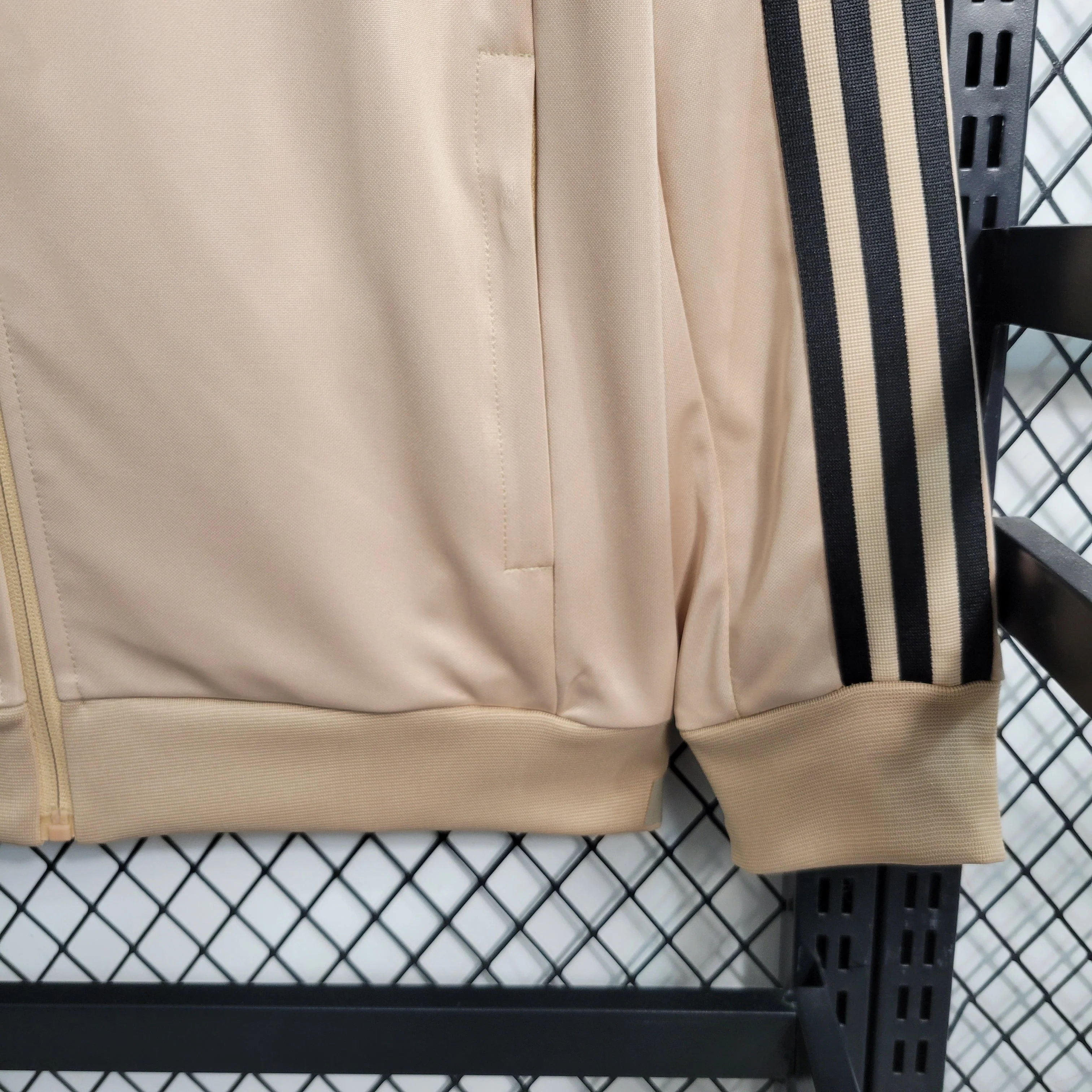 Jaqueta Corta Vento So Paulo Bege