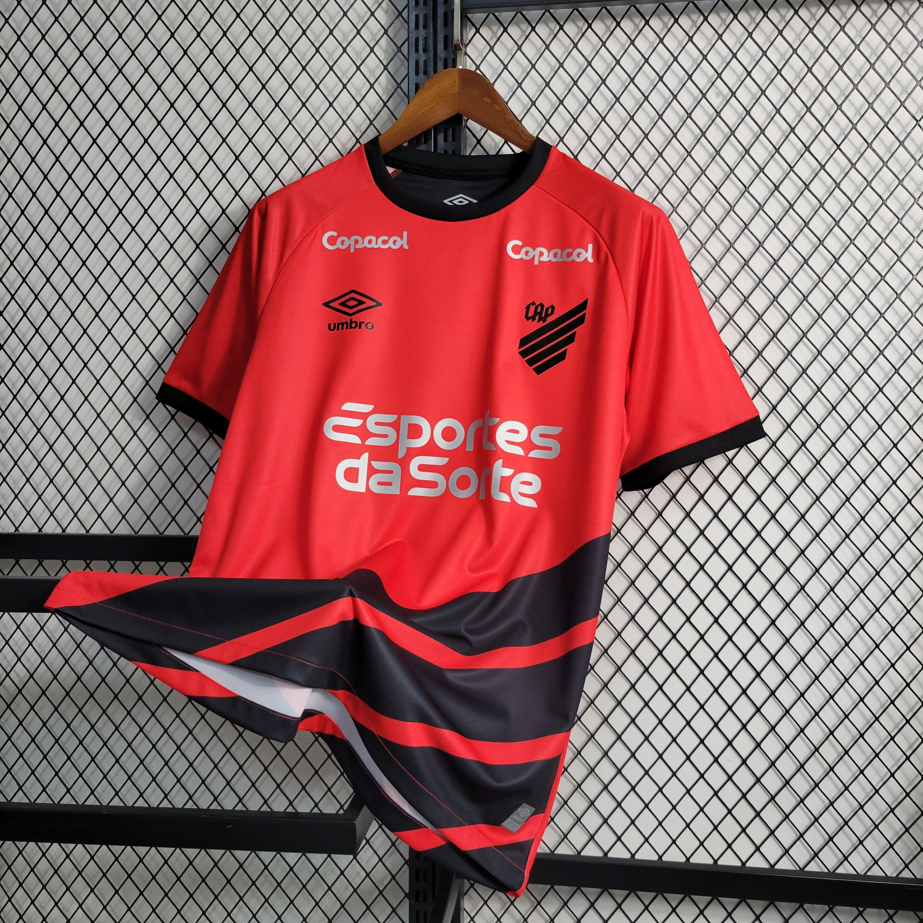 CAMISOLA DO ATLETICO PARANAENSE 24/25 VERMELHO