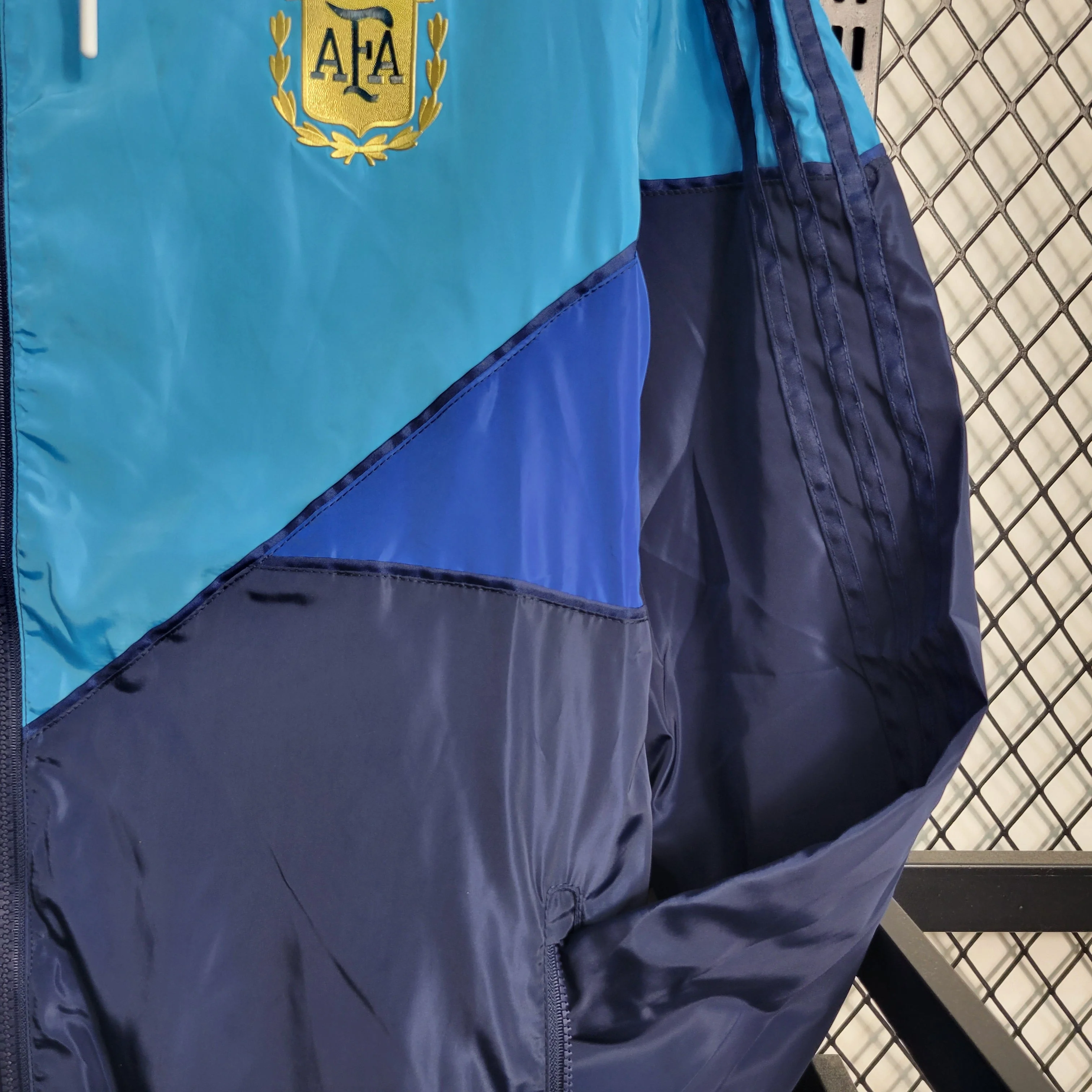 Jaqueta Corta Vento Argentina
