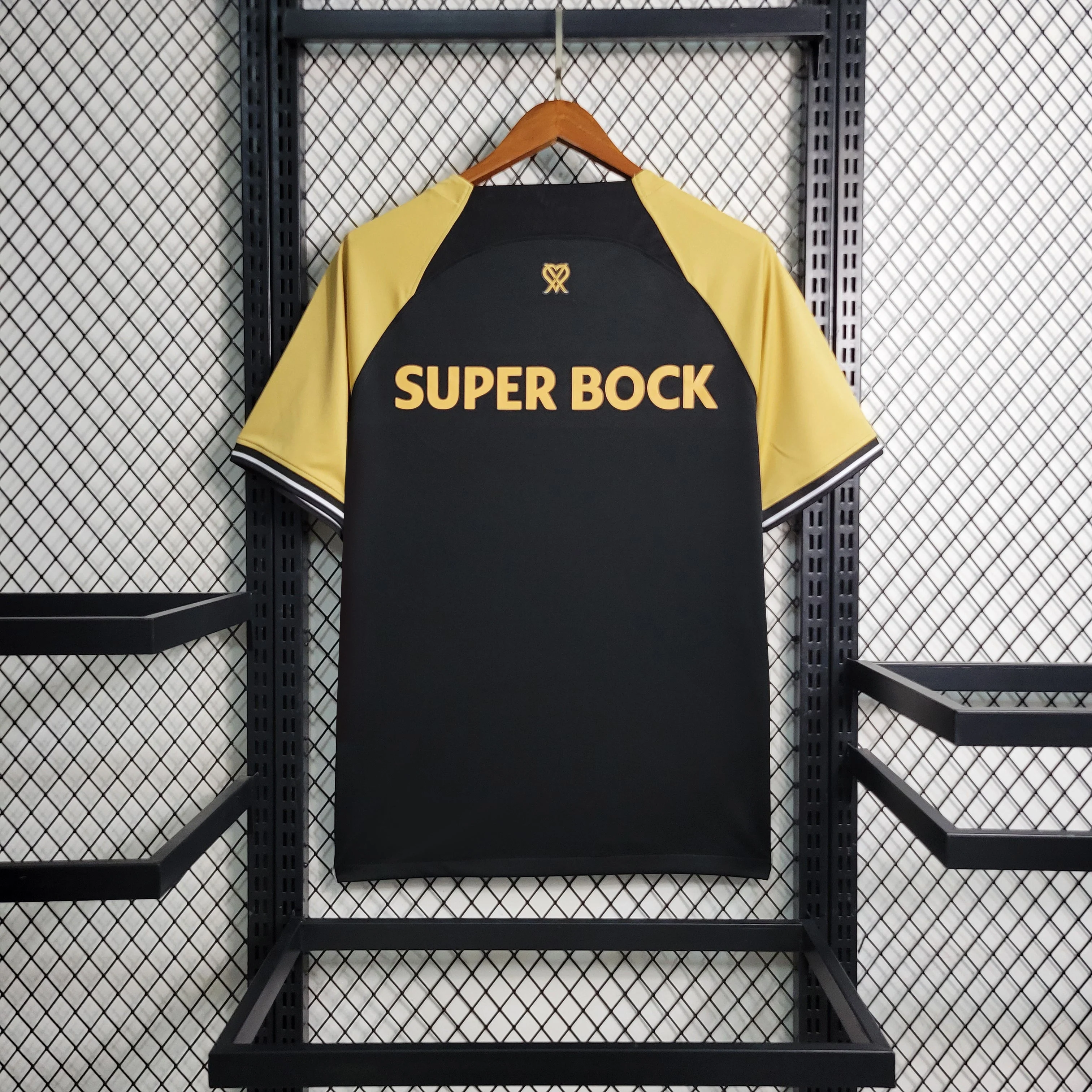 CAMISOLA DO SPORTING 23/24 HOMENAGEM CR7