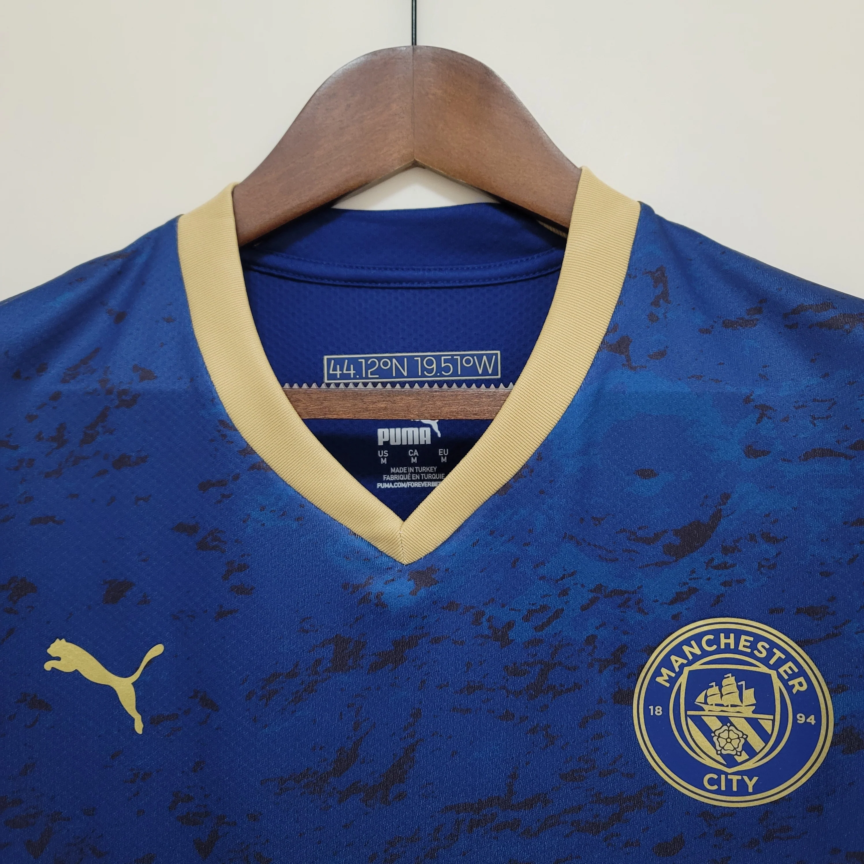 CAMISA DO MANCHESTER CITY 24/25 EDIO ESPECIAL AZUL