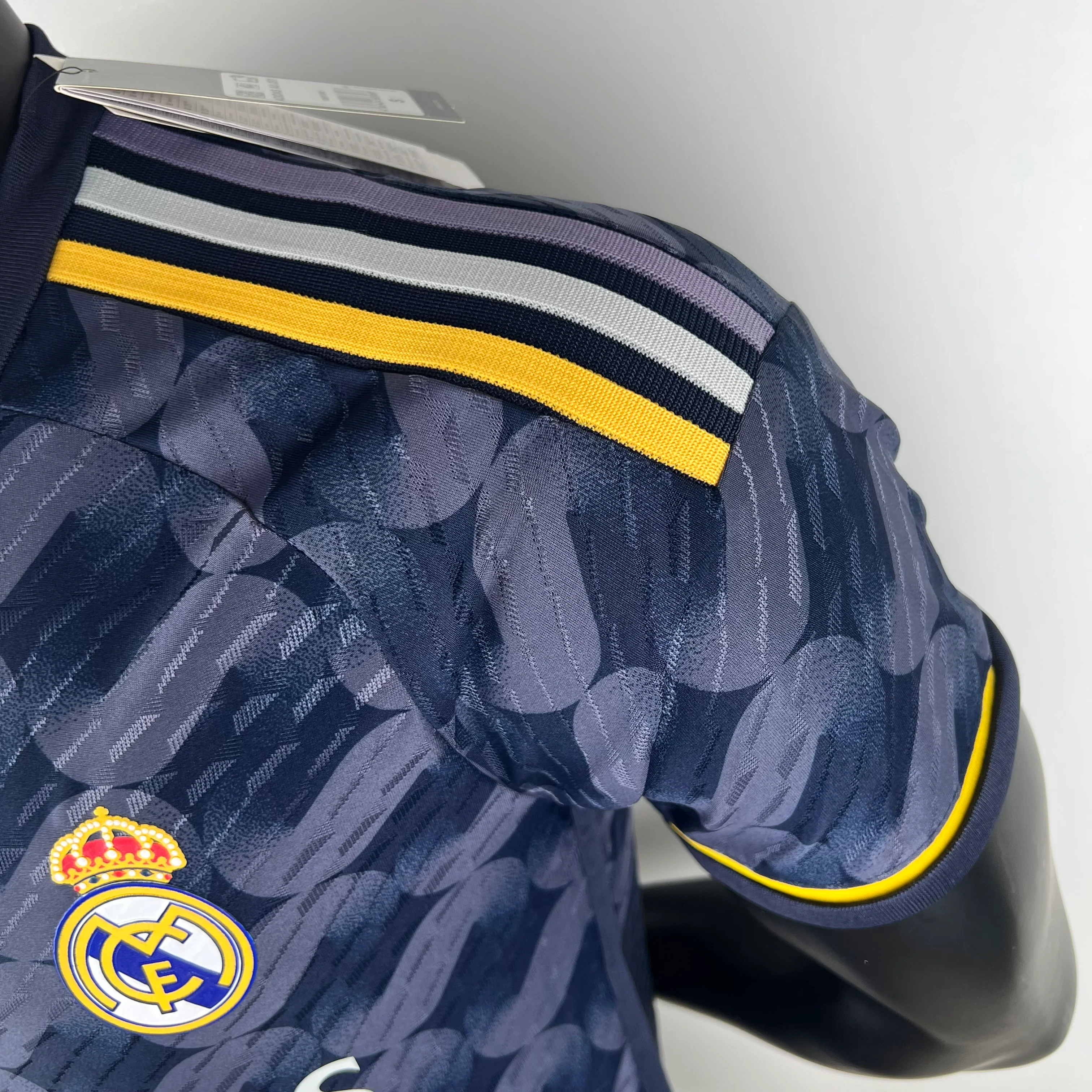 CAMISOLA VERSO PLAYER REAL MADRID 23/24 ALTERNATIVA
