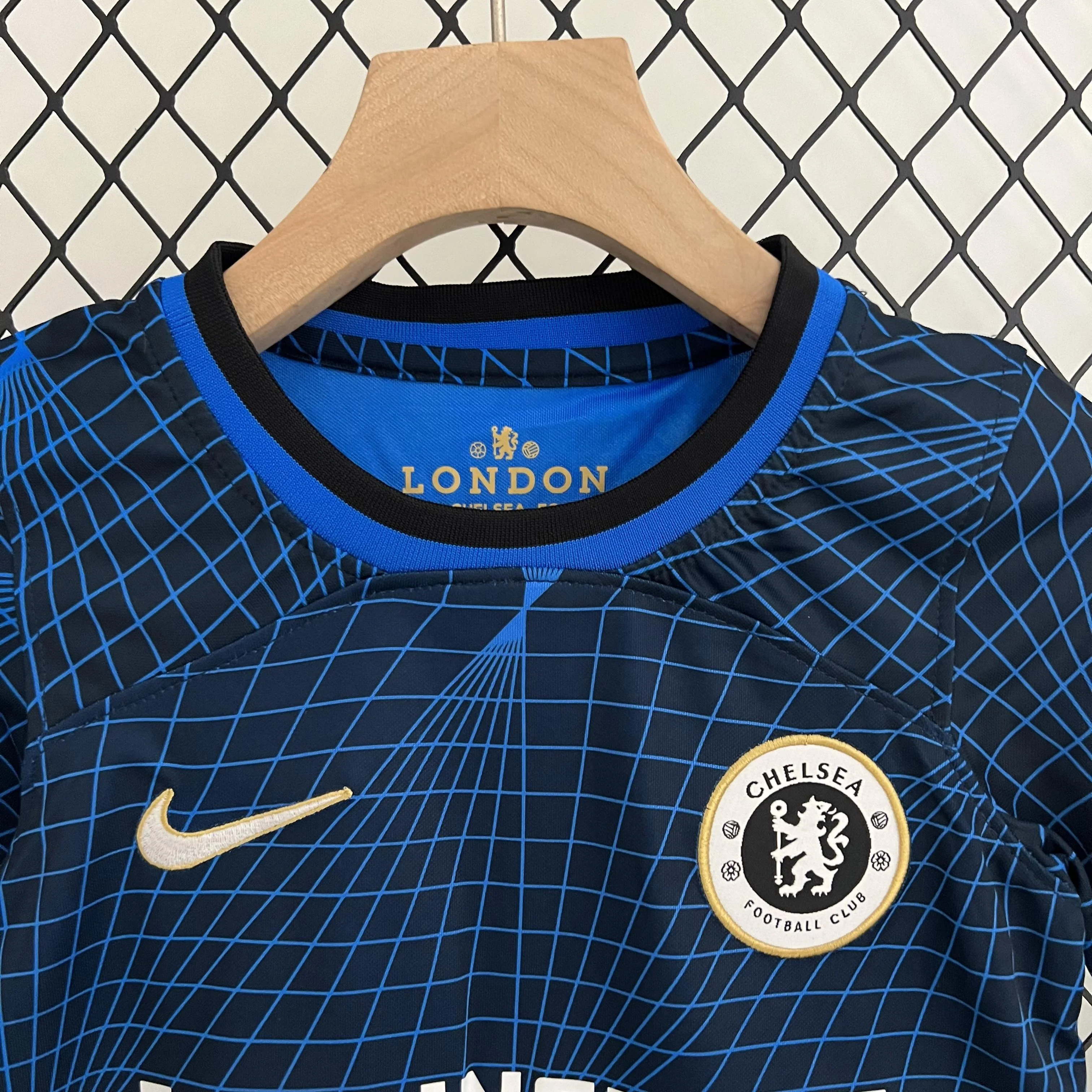 KIT INFANTIL DO CHELSEA 23/24 ALTERNATIVA