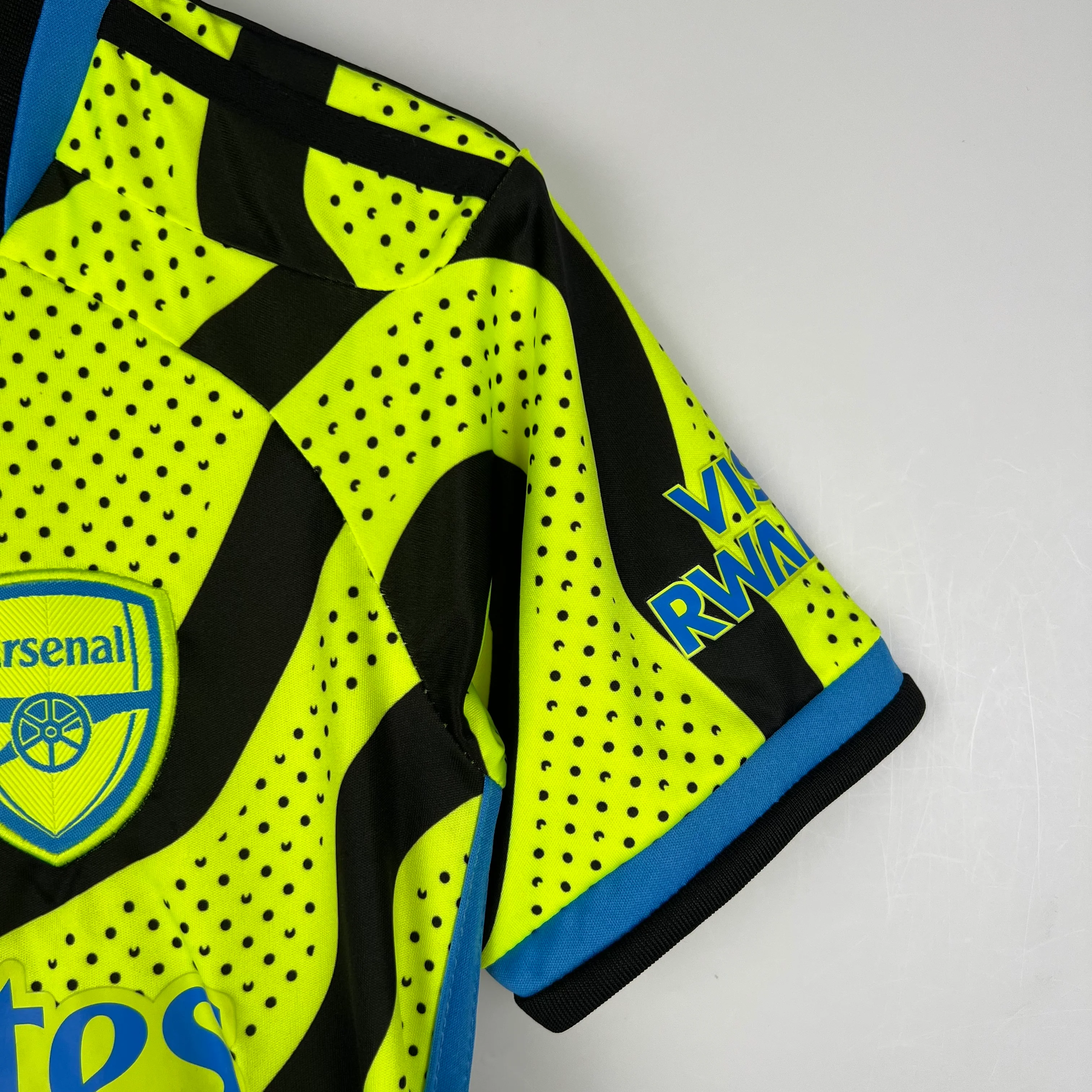 KIT INFANTIL DO ARSENAL 23/24 ALTERNATIVO