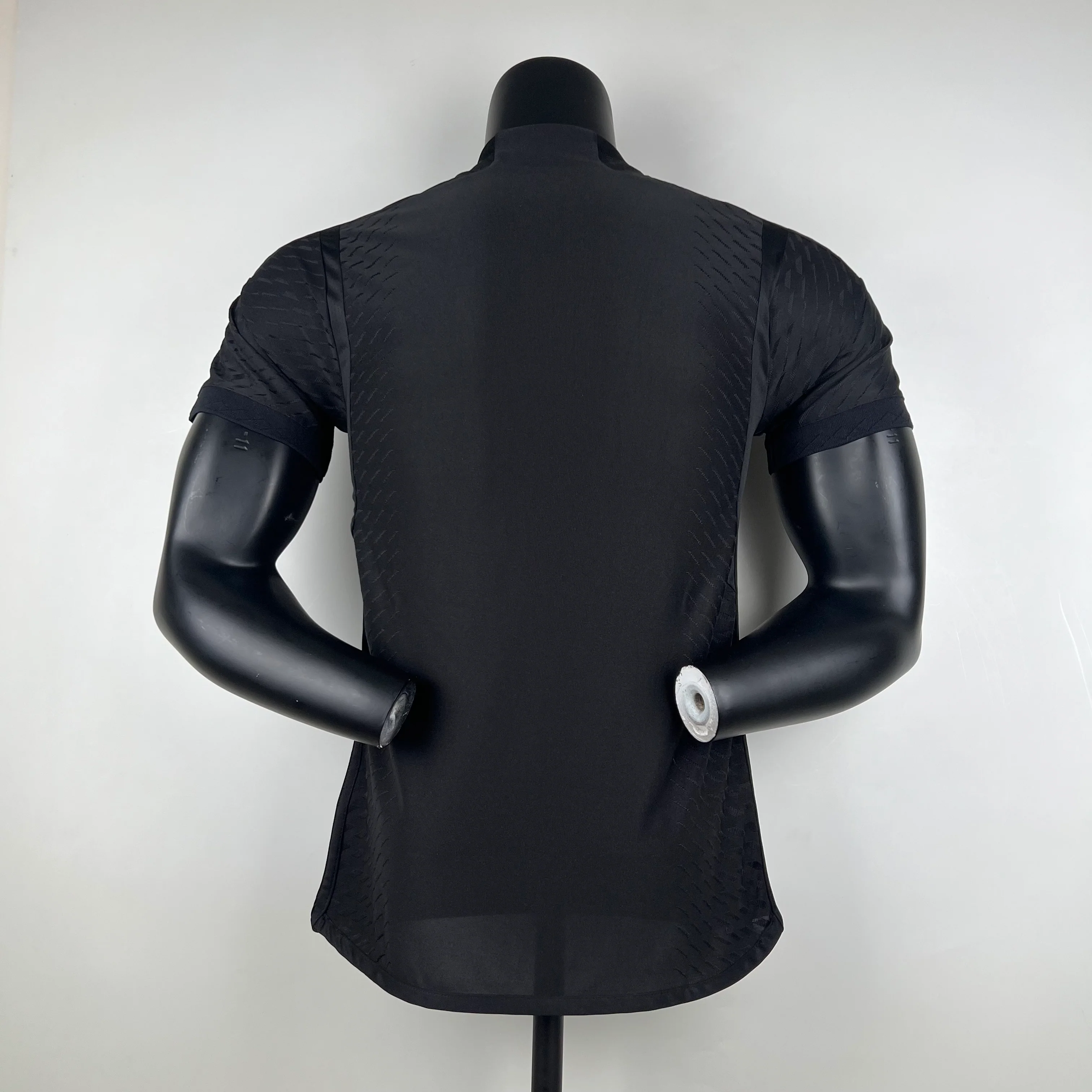 CAMISOLA VERSO PLAYER REAL MADRID 23/24 TERCEIRO EQUIPAMENTO