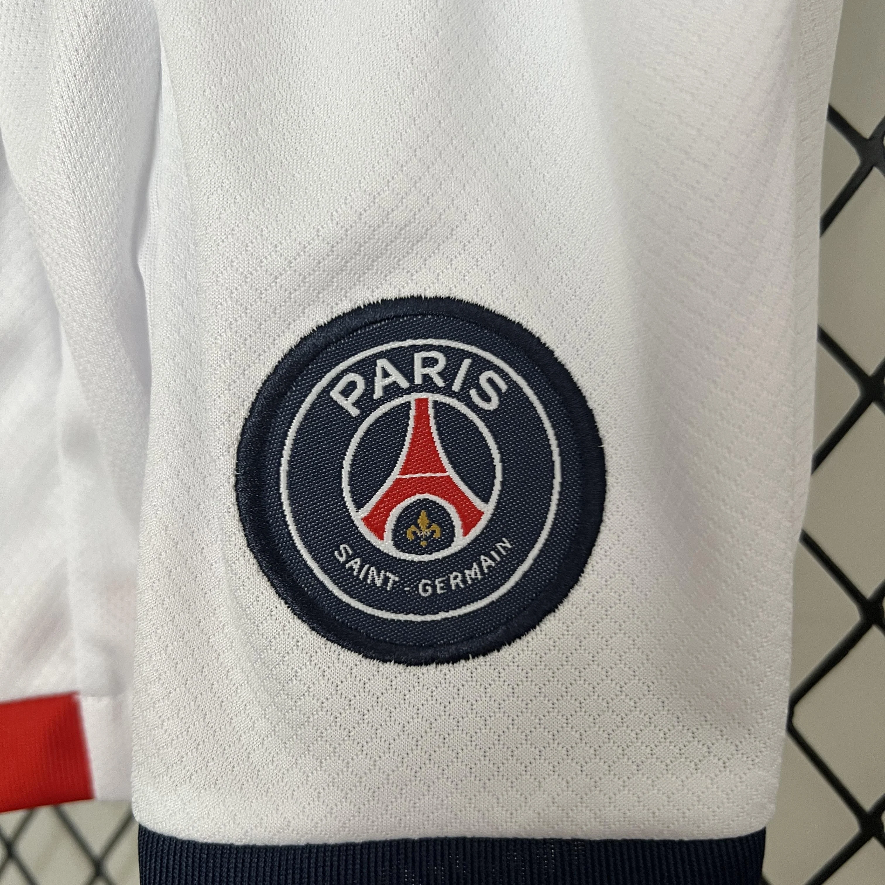 KIT INFANTIL DO PARIS SAINT-GERMAIN 24/25 ALTERNATIVO