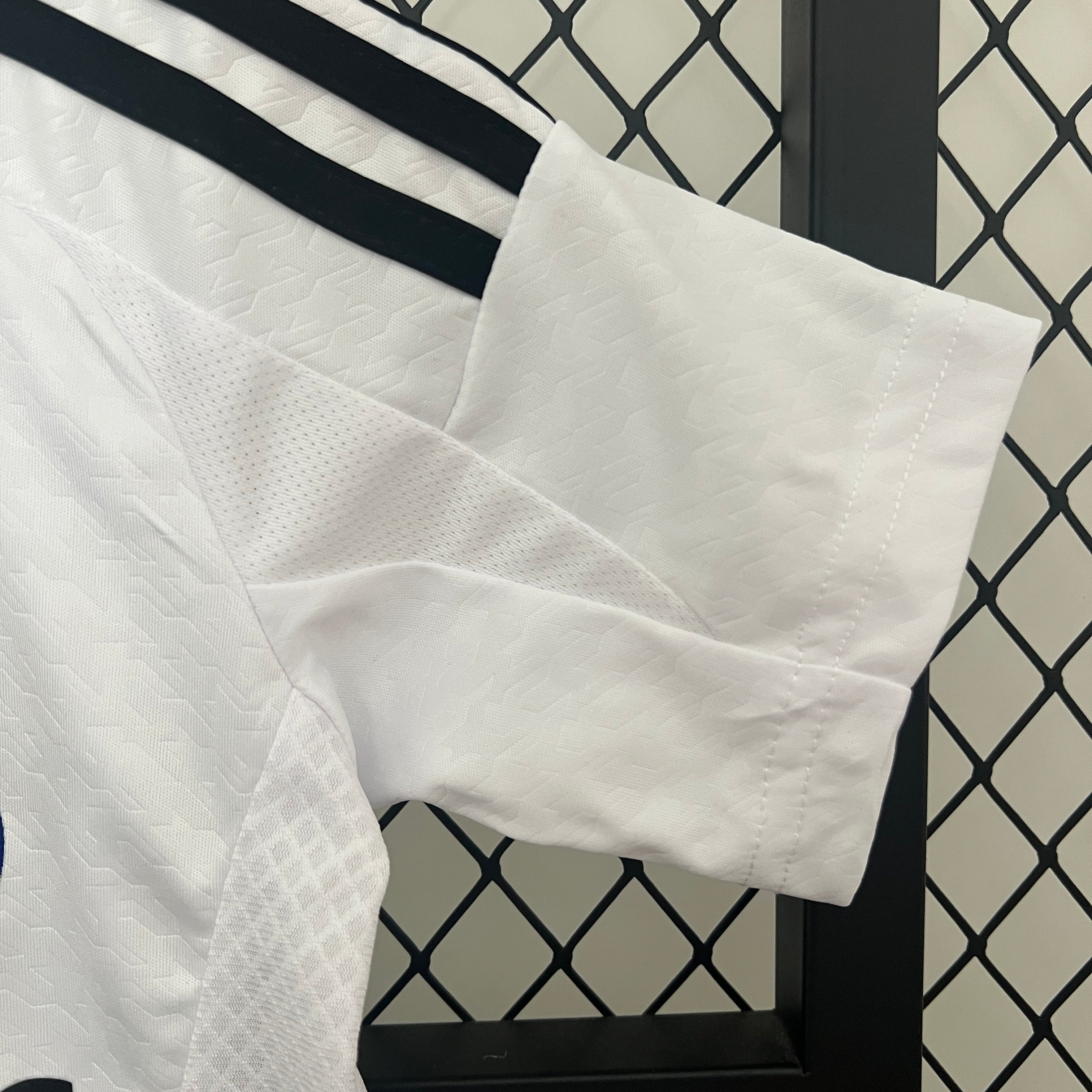 KIT INFANTIL DO REAL MADRID 24/25 PRINCIPAL