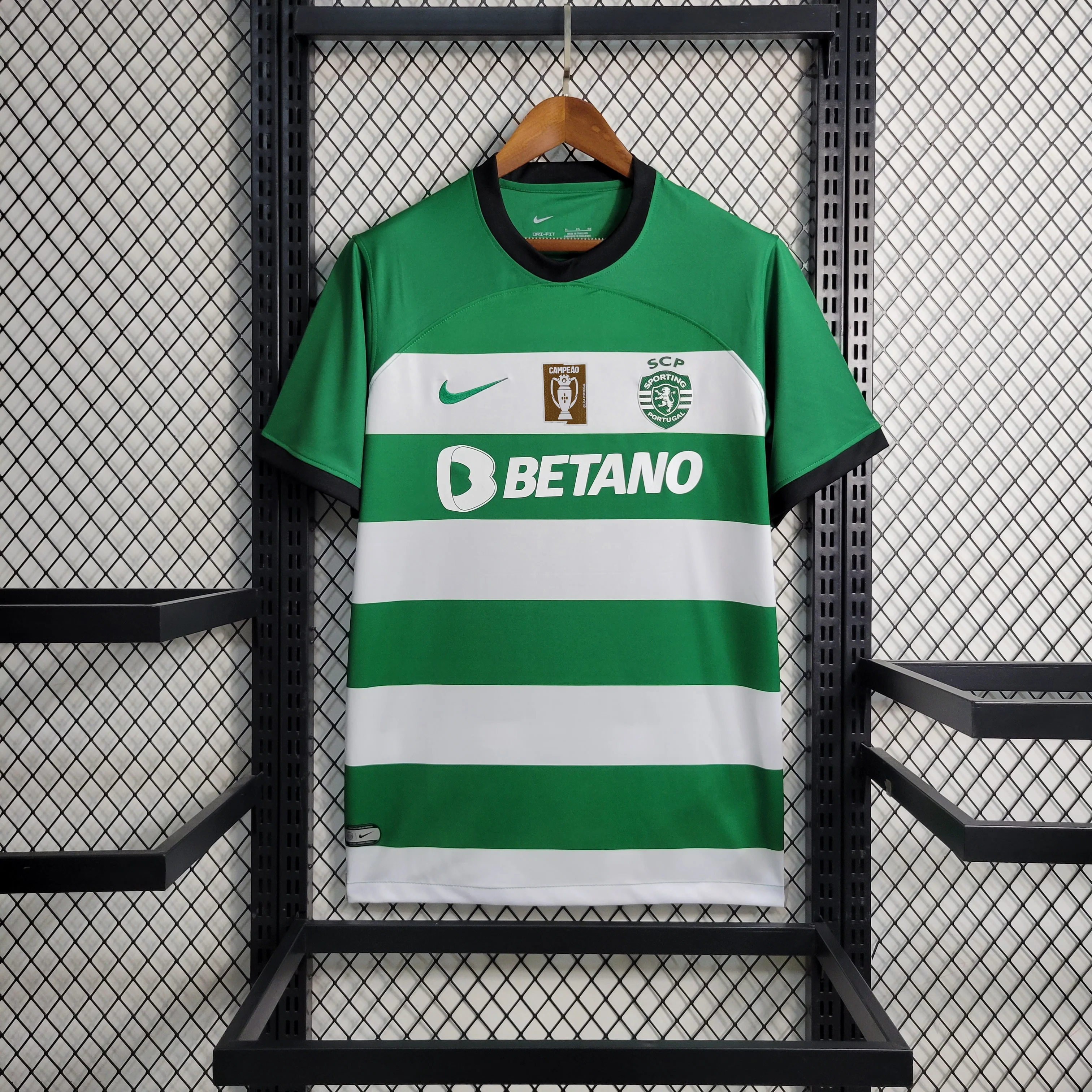 CAMISOLA DO SPORTING COMEMORATIVA CAMPEO 23/24