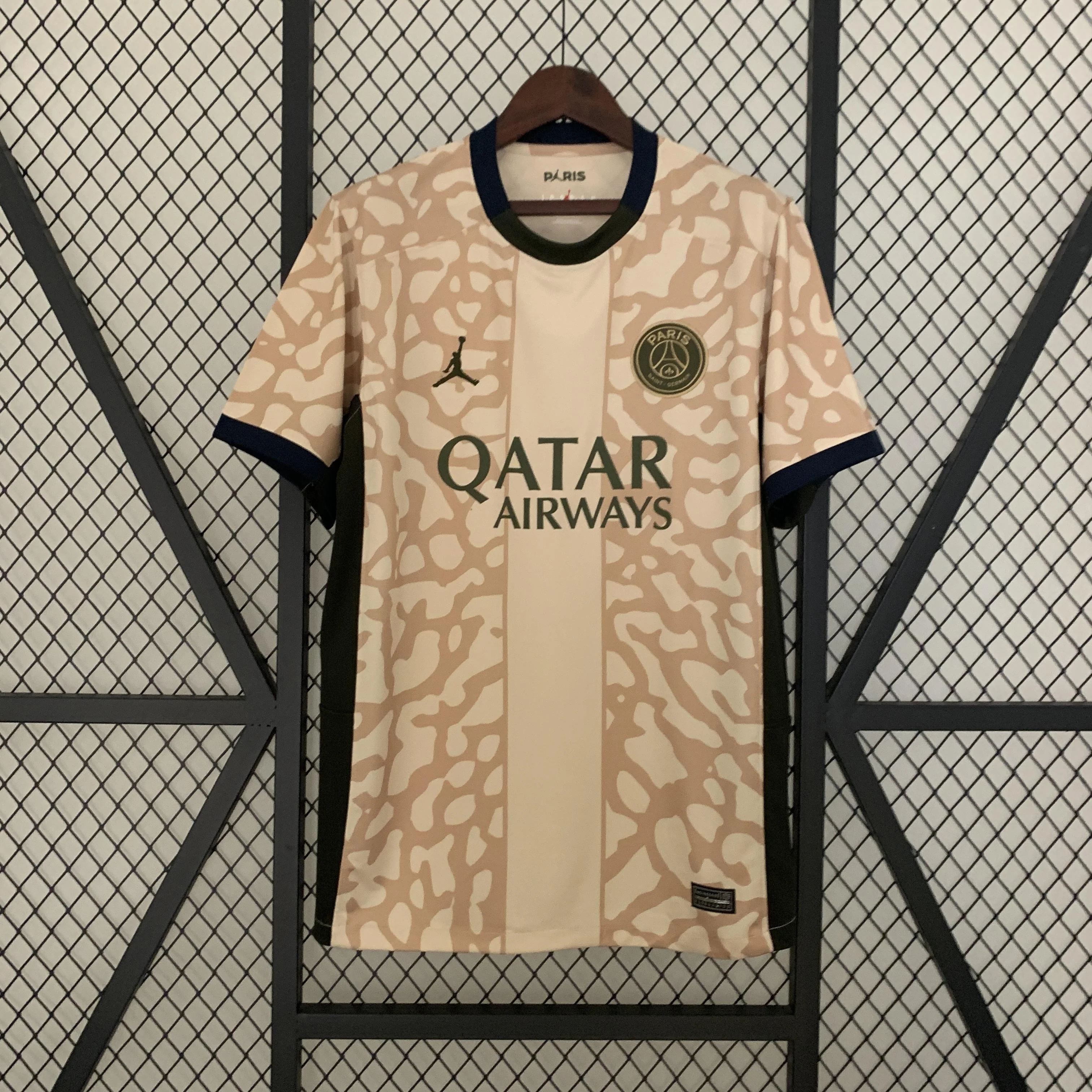 CAMISA DO PARIS SAINT-GERMAIN 23/24 QUARTO EQUIPAMENTO