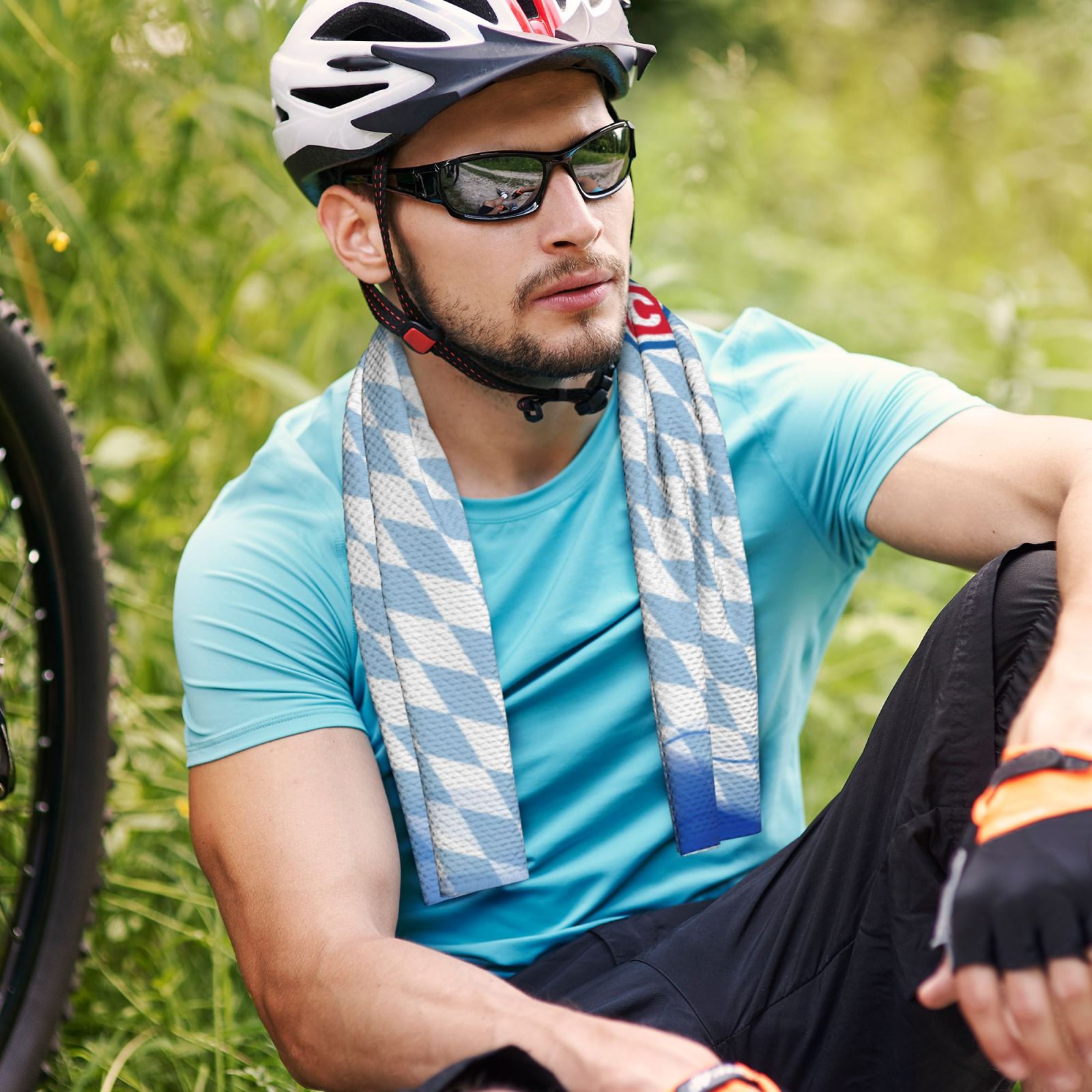 Bayern Munich Sports Towel CET2154