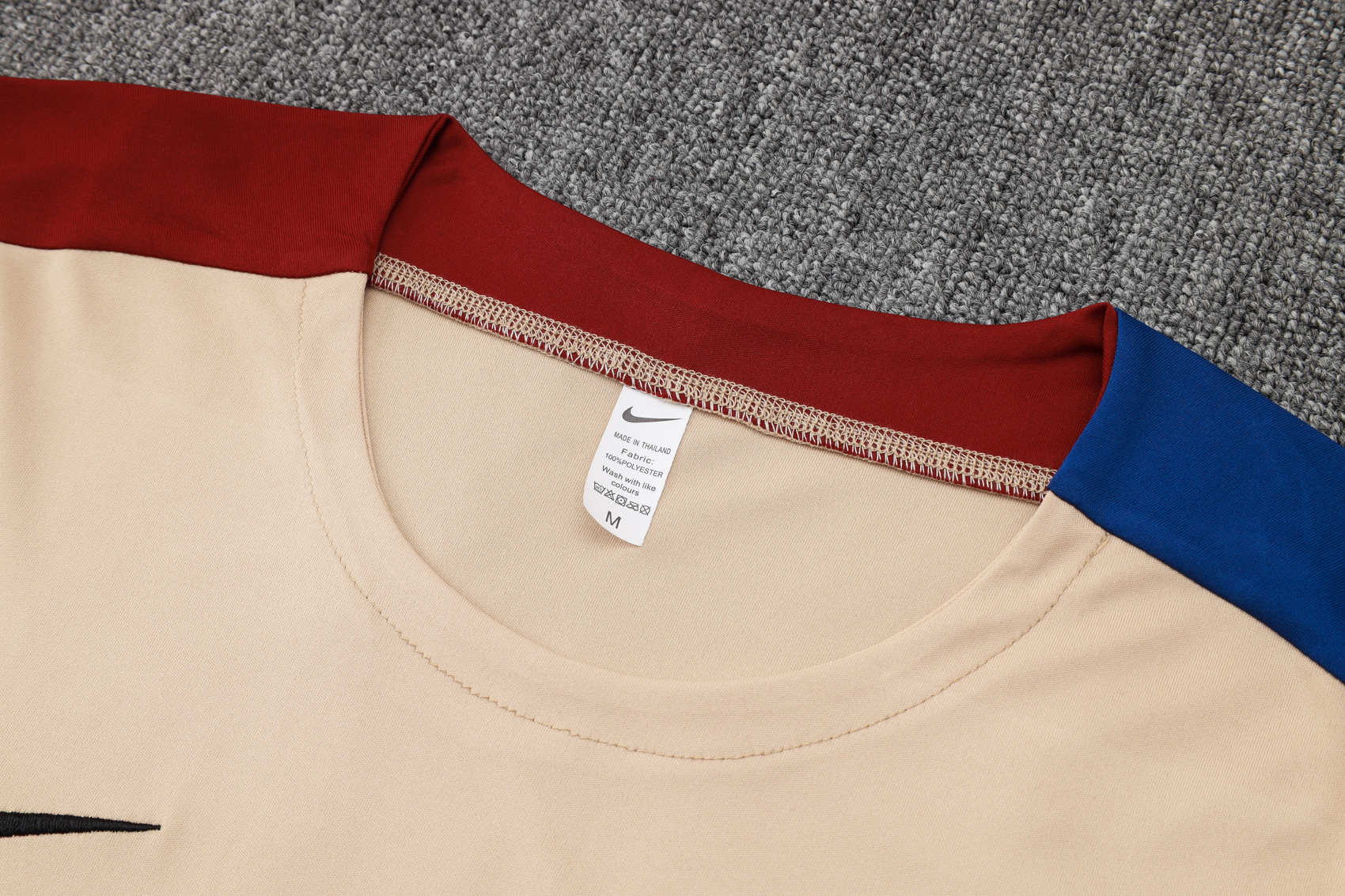 Barcelona Short Sleeve Track Suit 2024/25 MEN535