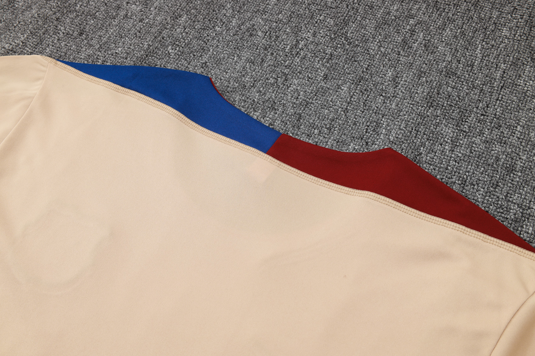 Barcelona Short Sleeve Track Suit 2024/25 MEN526