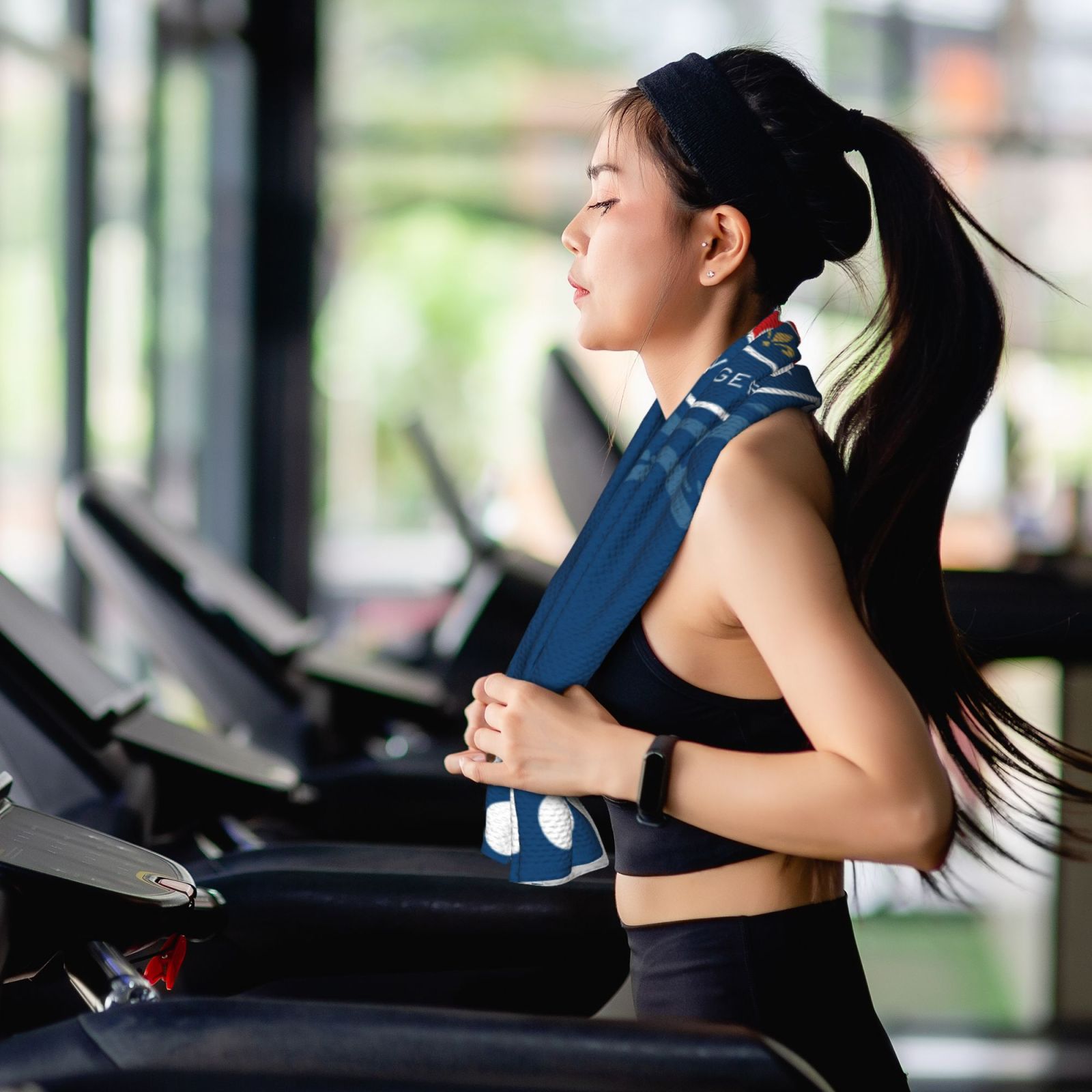Paris Saint-Germain Sports Towel CET2150