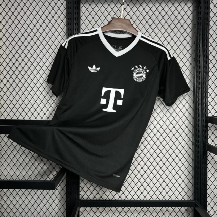 Bayern Munich Training Jersey 24/25 Football Kit
