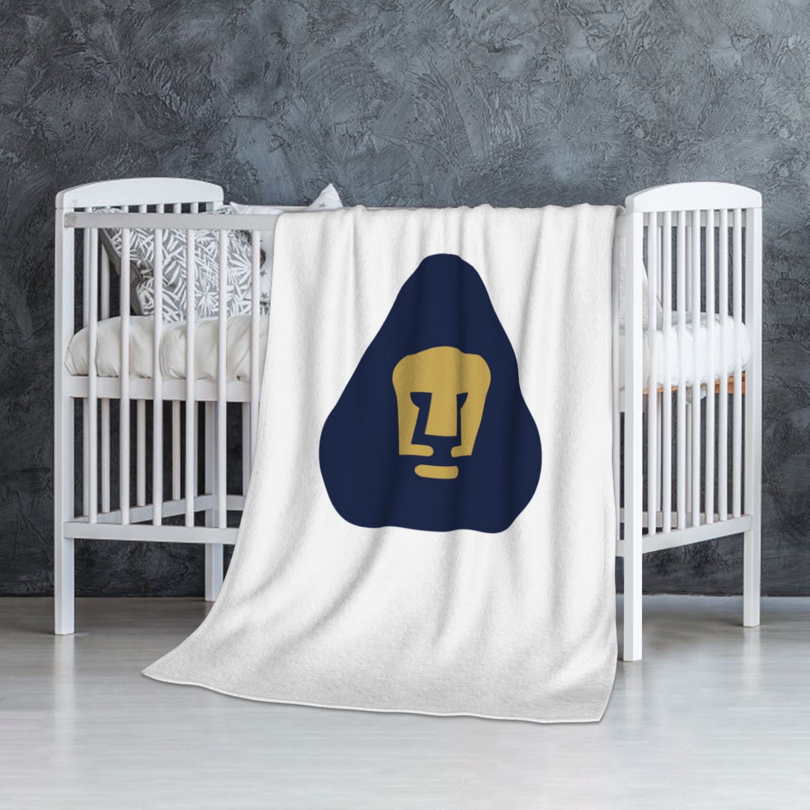 Pumas UNAM Flannel Blanket FLB1572